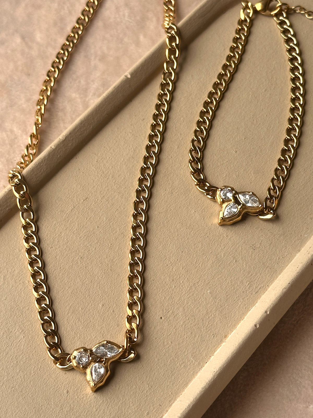 FLORENCE| TARNISH-FREE| CHUNKY GOLD NECKLACE/BRACELET