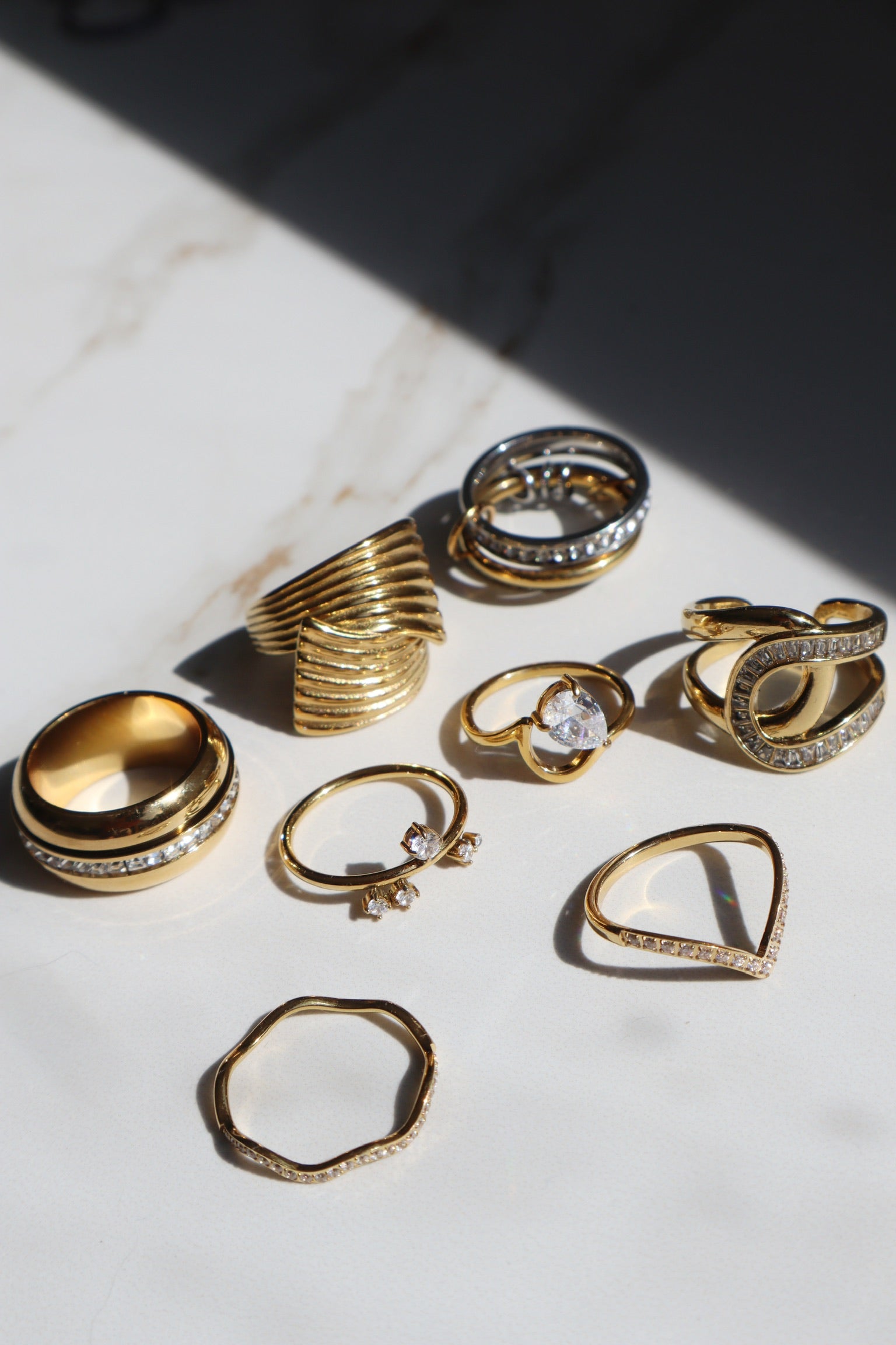 SCATTERED DIAMONDS | Tarnish Free | Minimalist Gold Ring