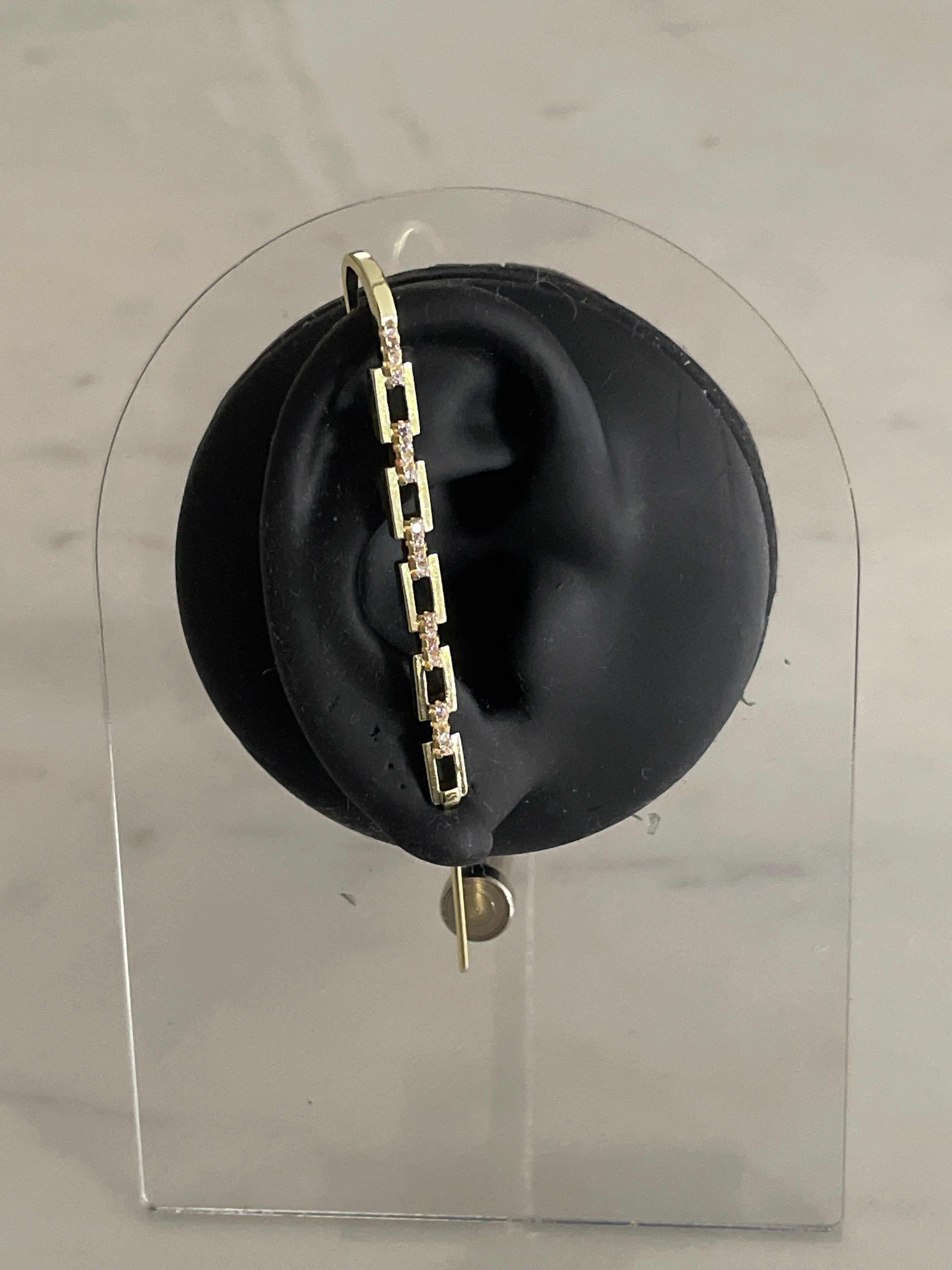 Halo Bar| Elongated Ear-Cuff| Single Piece