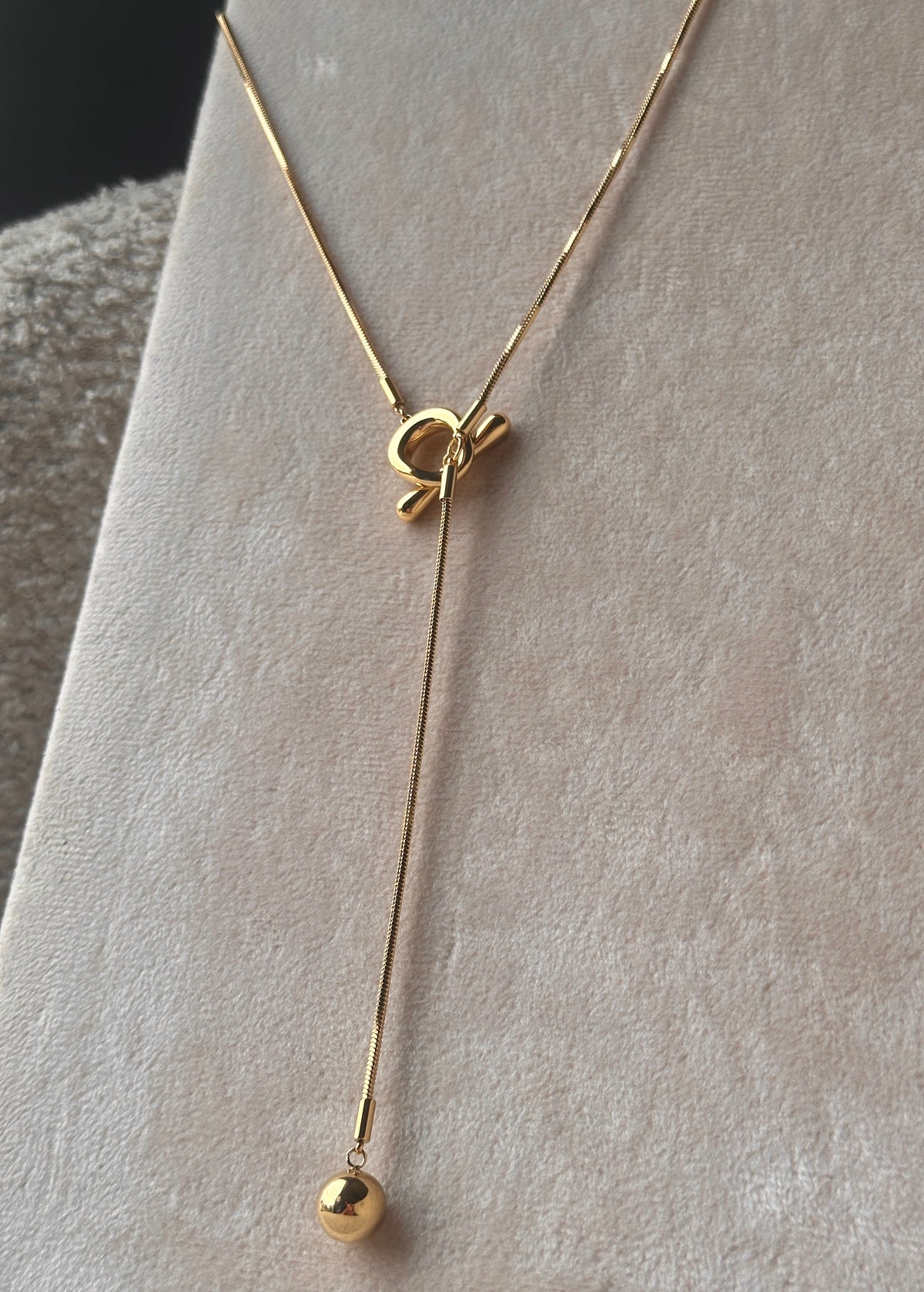 SAHARA|TARNISH-FREE| GOLD TOGGLE NECKLACE