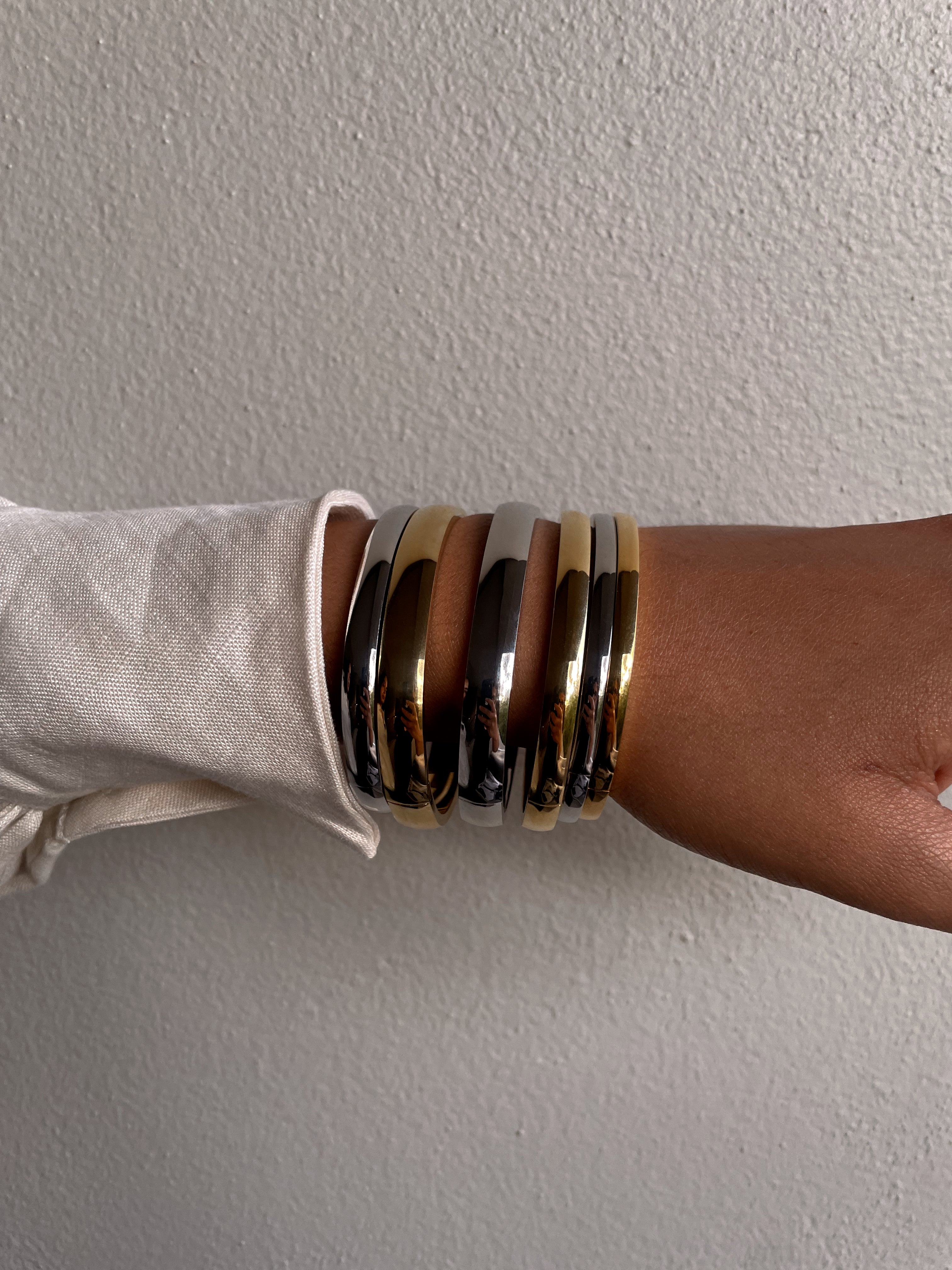 CHLOE | Tarnish Free | Gold/Silver | Plain Bangle