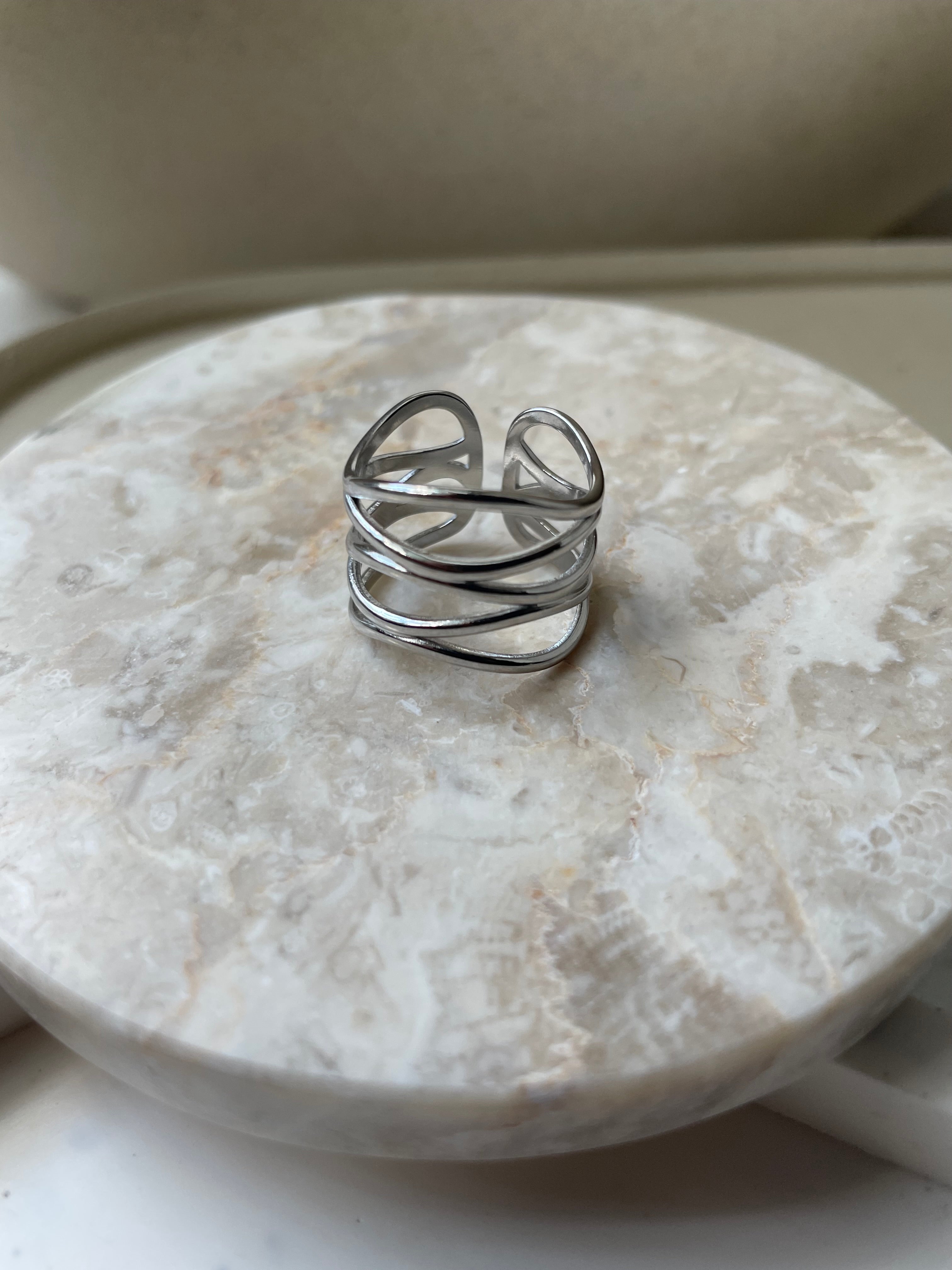 SERENE|Tarnish-Free|Minimalist Ring|Adjustable