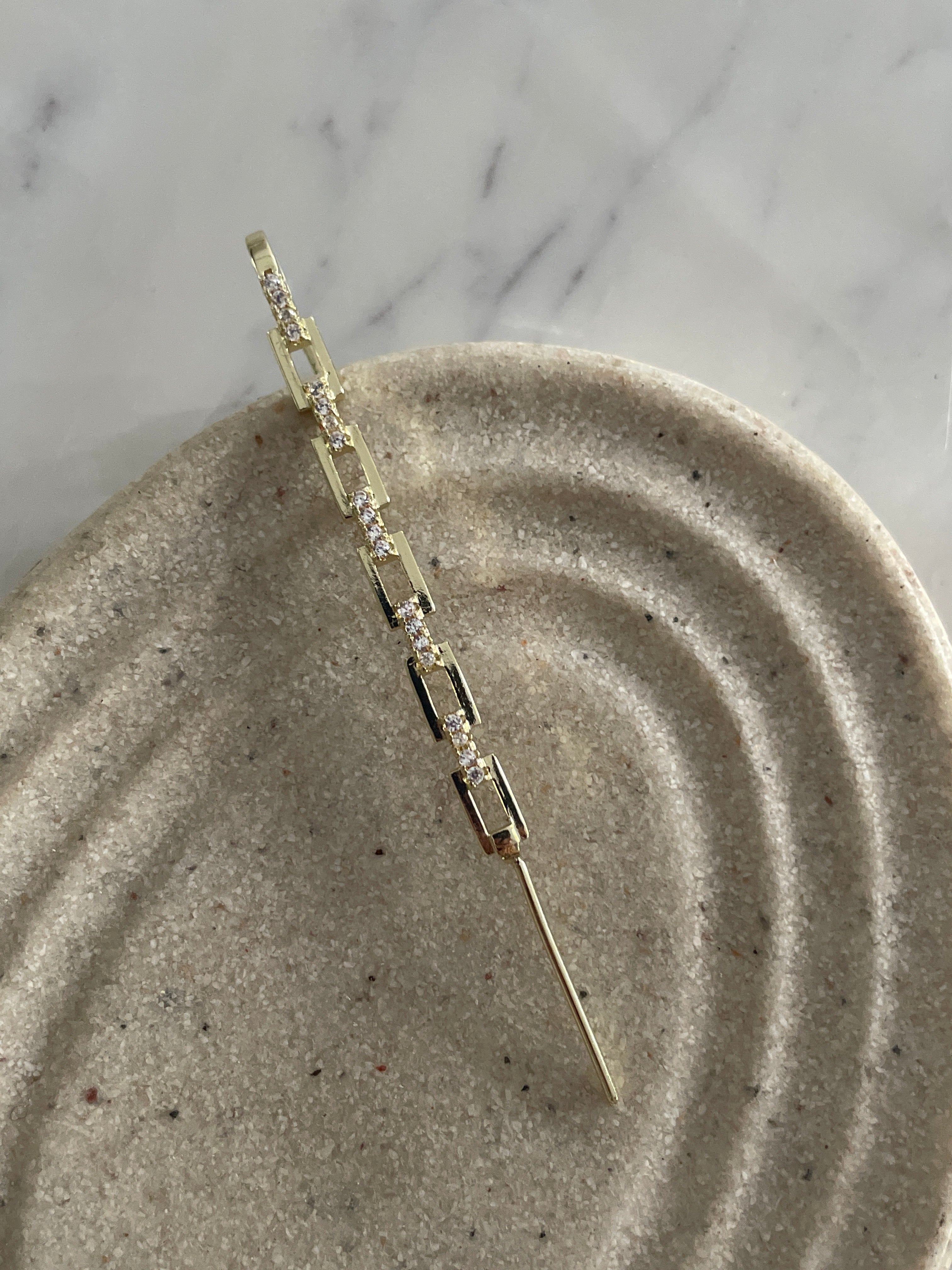 Halo Bar| Elongated Ear-Cuff| Single Piece