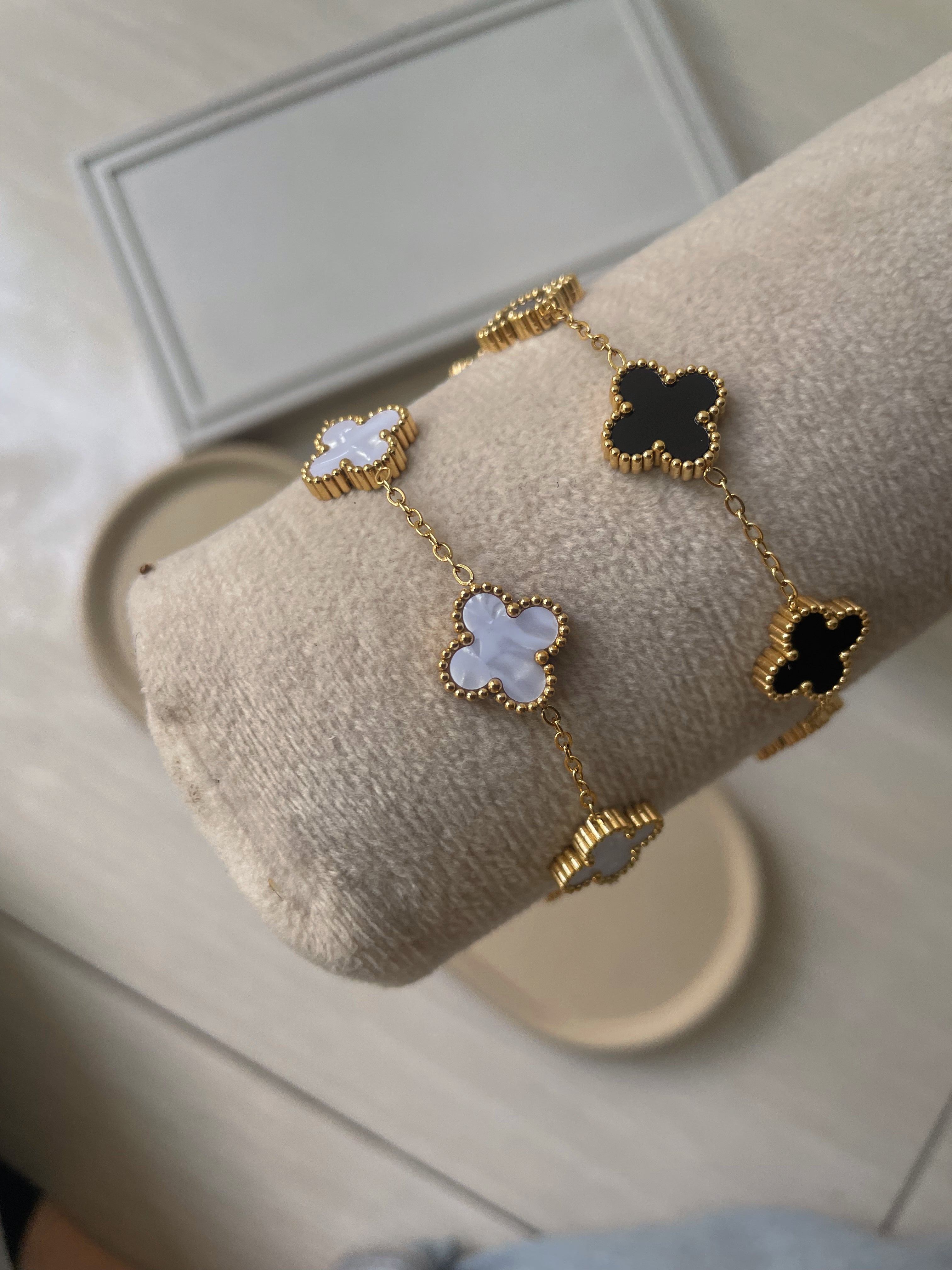 FLOWER MULTI BRACELET | Tarnish Free | Gold Black/White Multi-Flower | Bracelet