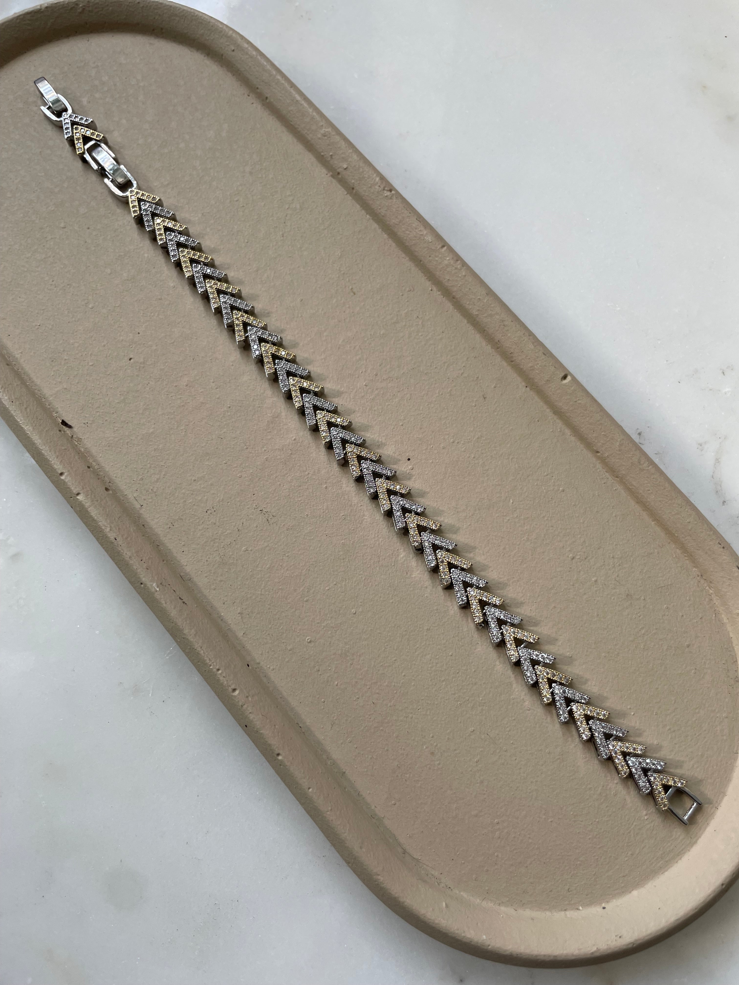 CUPID’S ARROW| Mixed Metal Bracelet with Cubic Zirconia