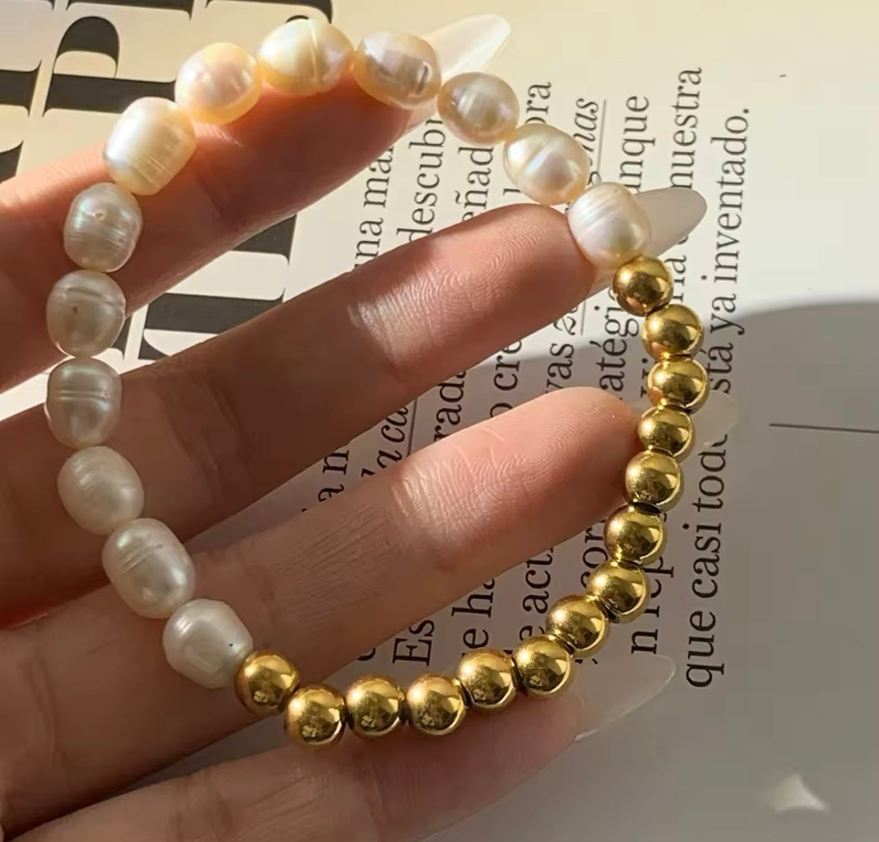 SURFS UP | Tarnish Free | Freshwater Pearls | Bracelet