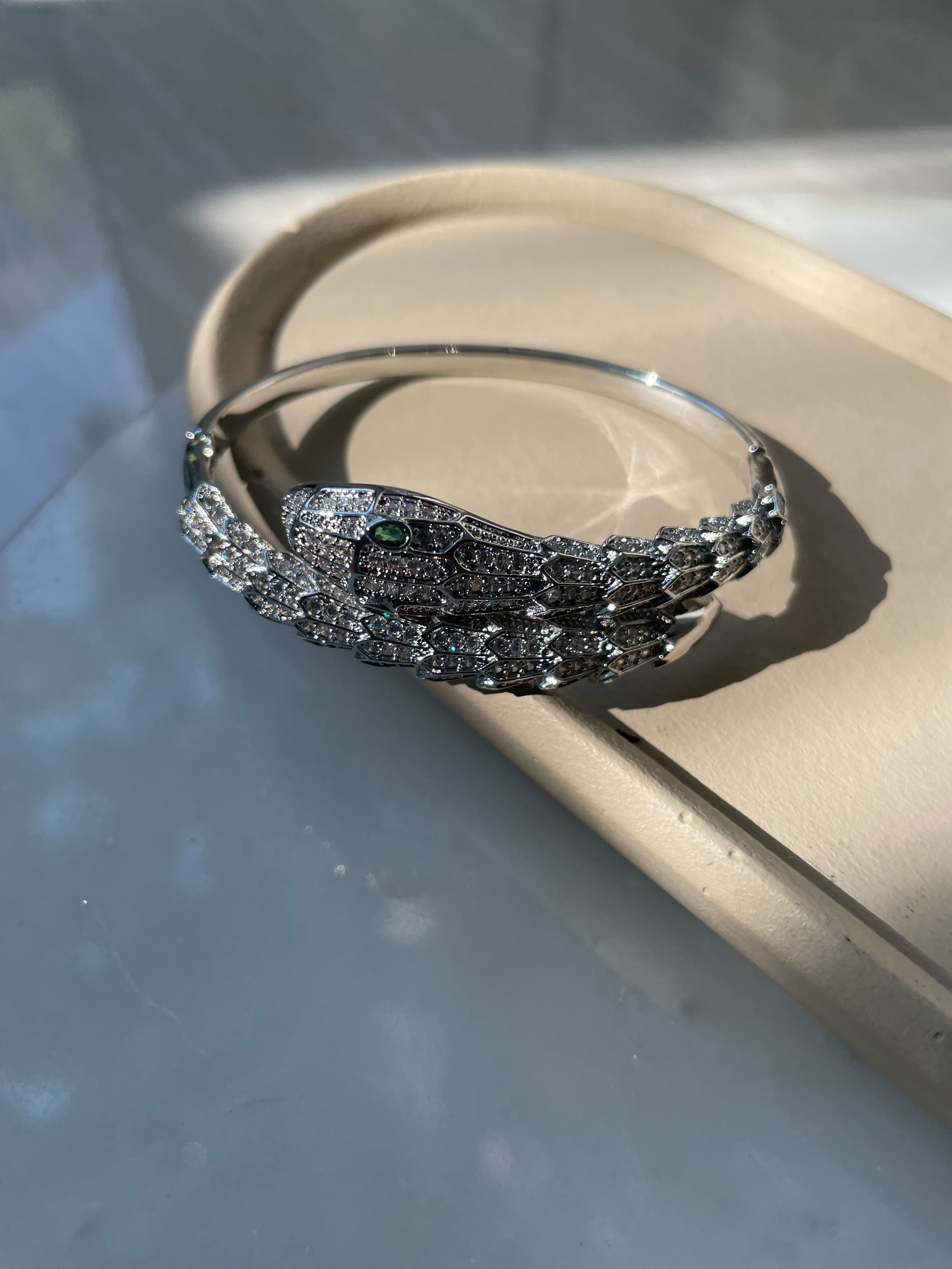 MEDUSA BANGLE|Encrusted Snake Bangle