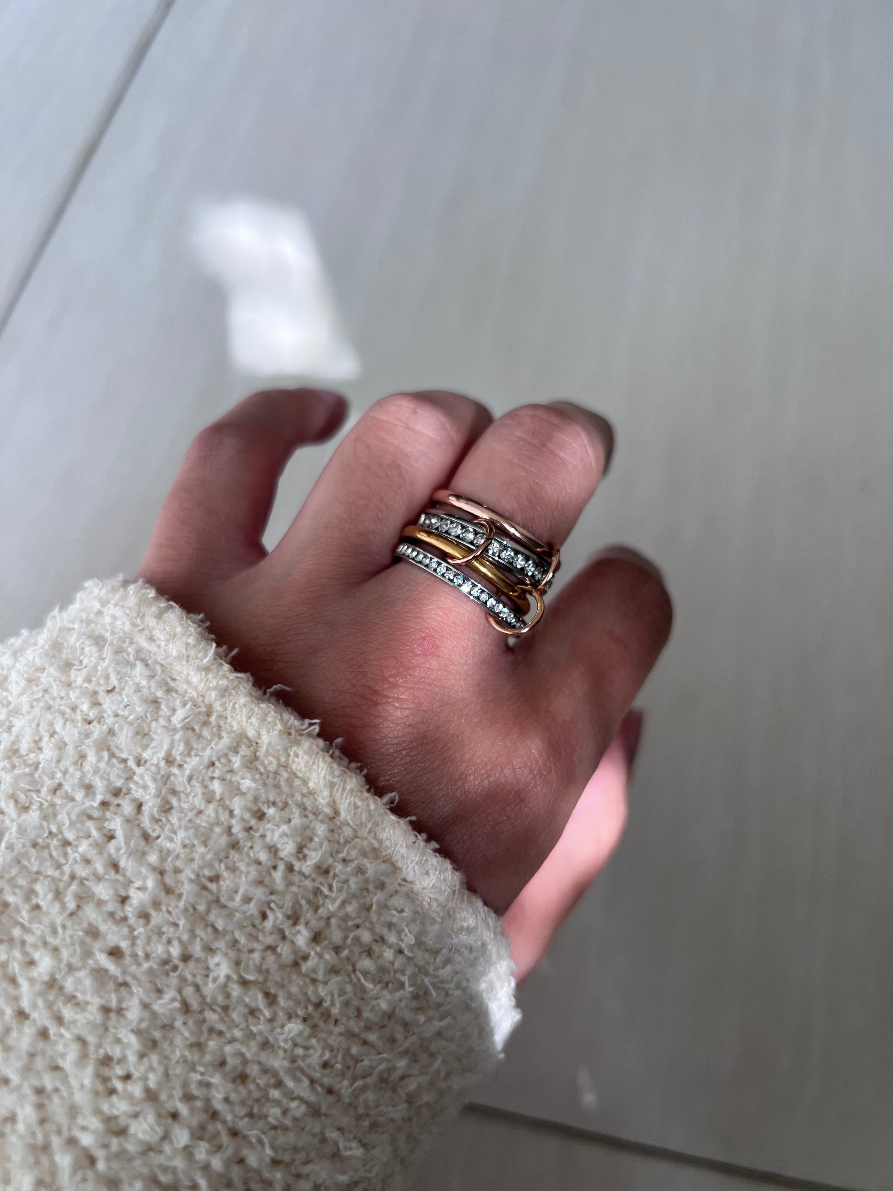 PIA | Tarnish Free | linked 4 eternity bands Ring | Gold/silver/rose gold