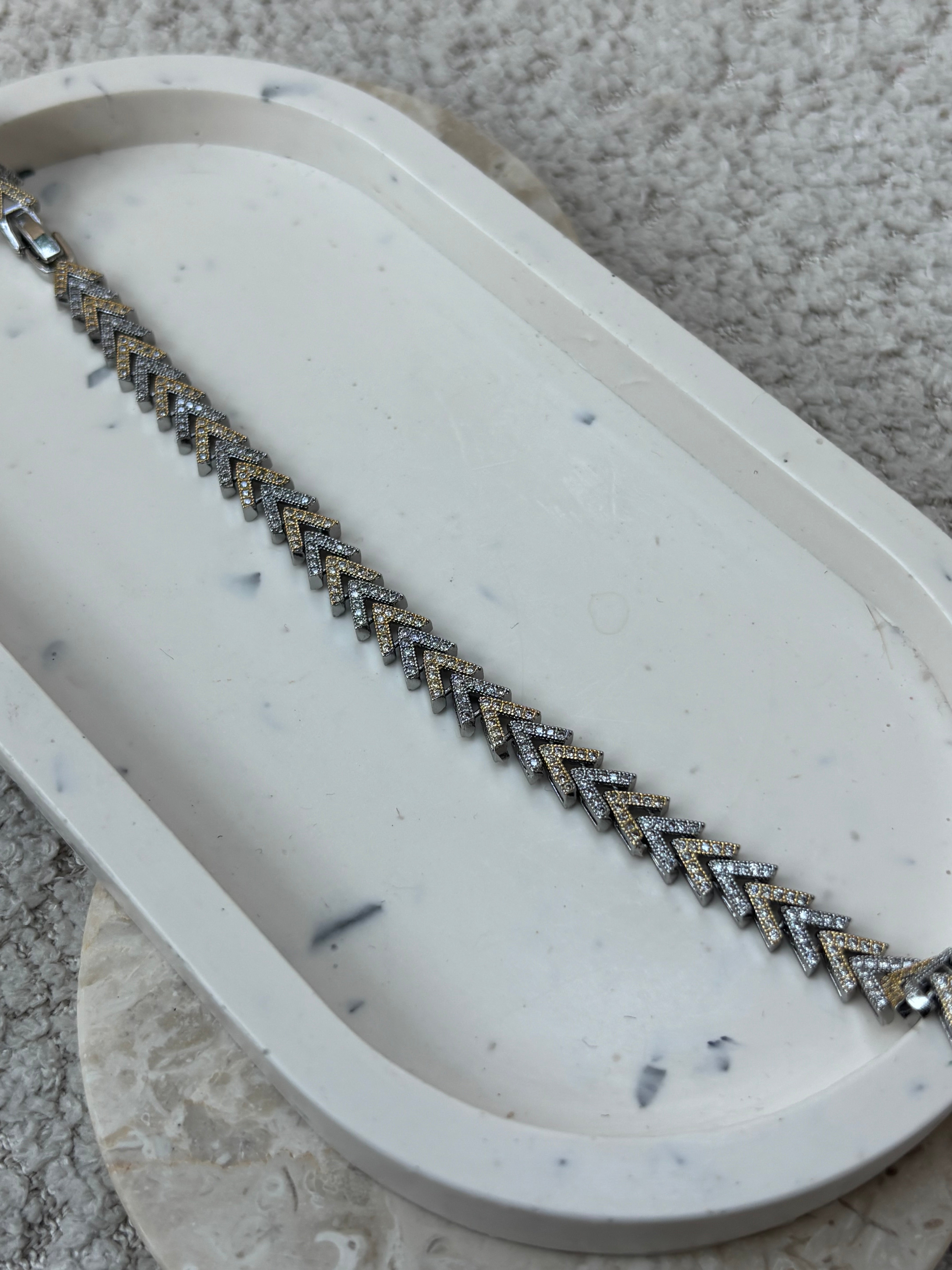 CUPID’S ARROW| Mixed Metal Bracelet with Cubic Zirconia