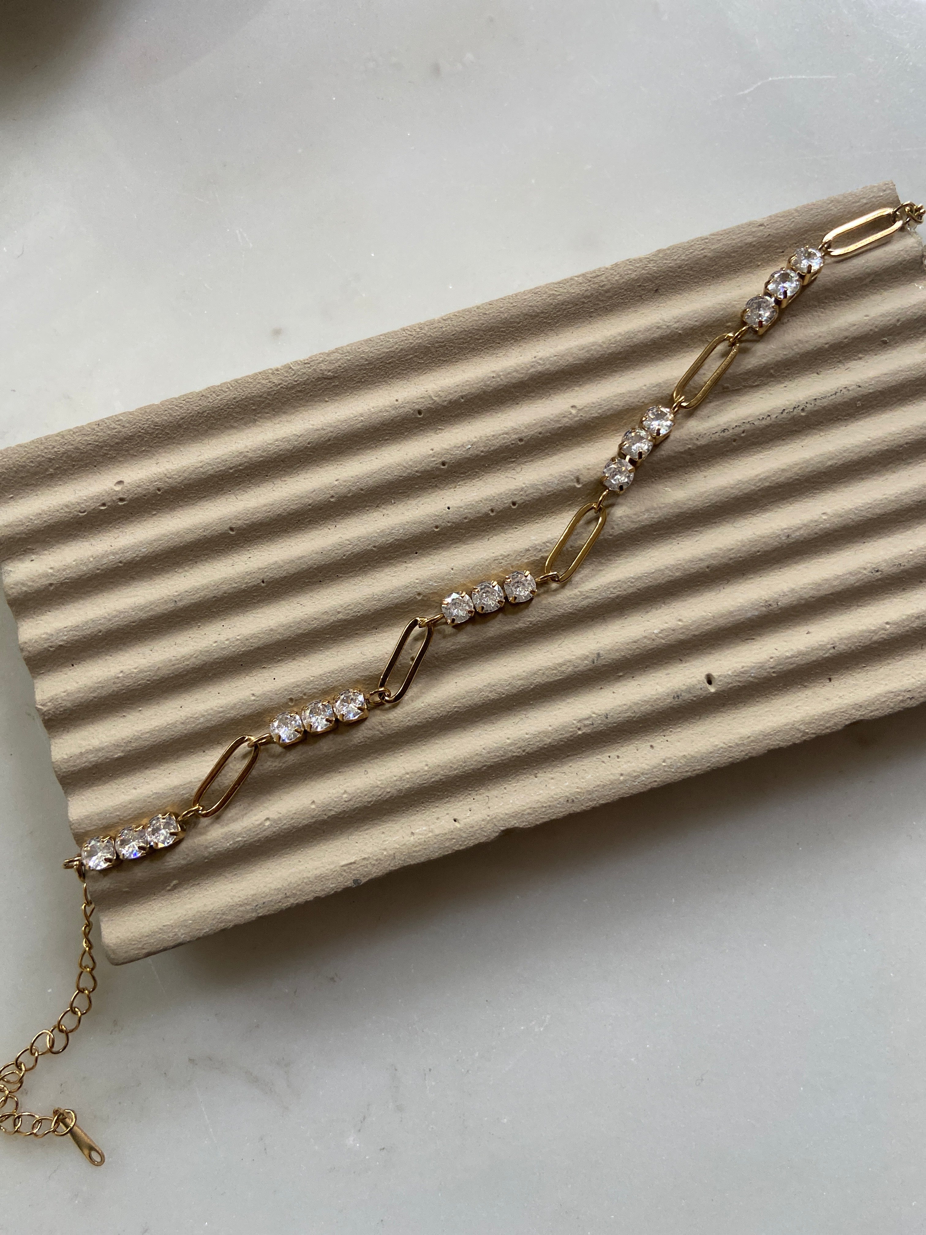 GLISTEN| Tarnish-Free| Gold Paperclip Bracelet with Cubic Zirconia