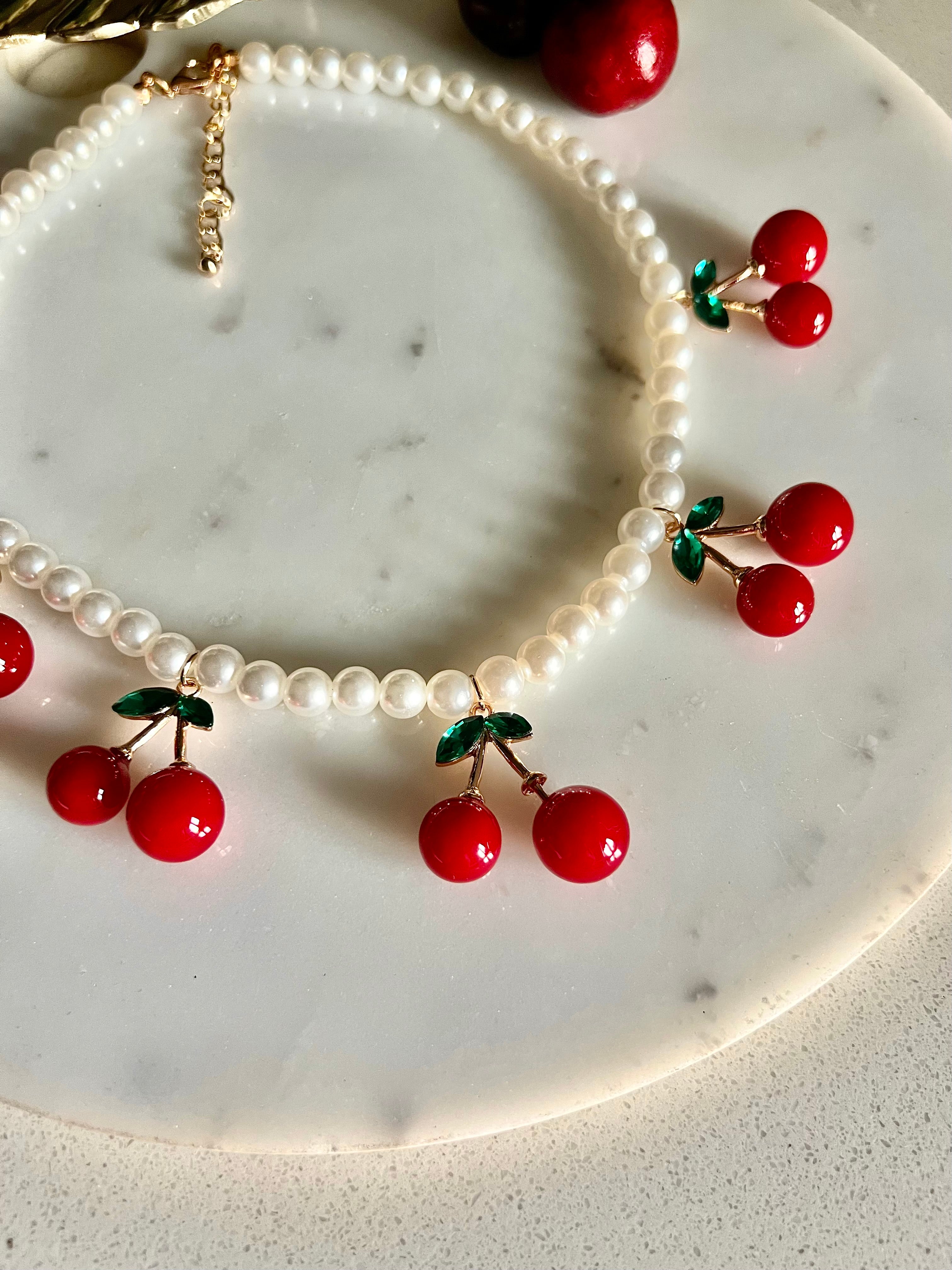 JUICY 🍒 | Chunky Pearl and Cherry Charm | Necklace