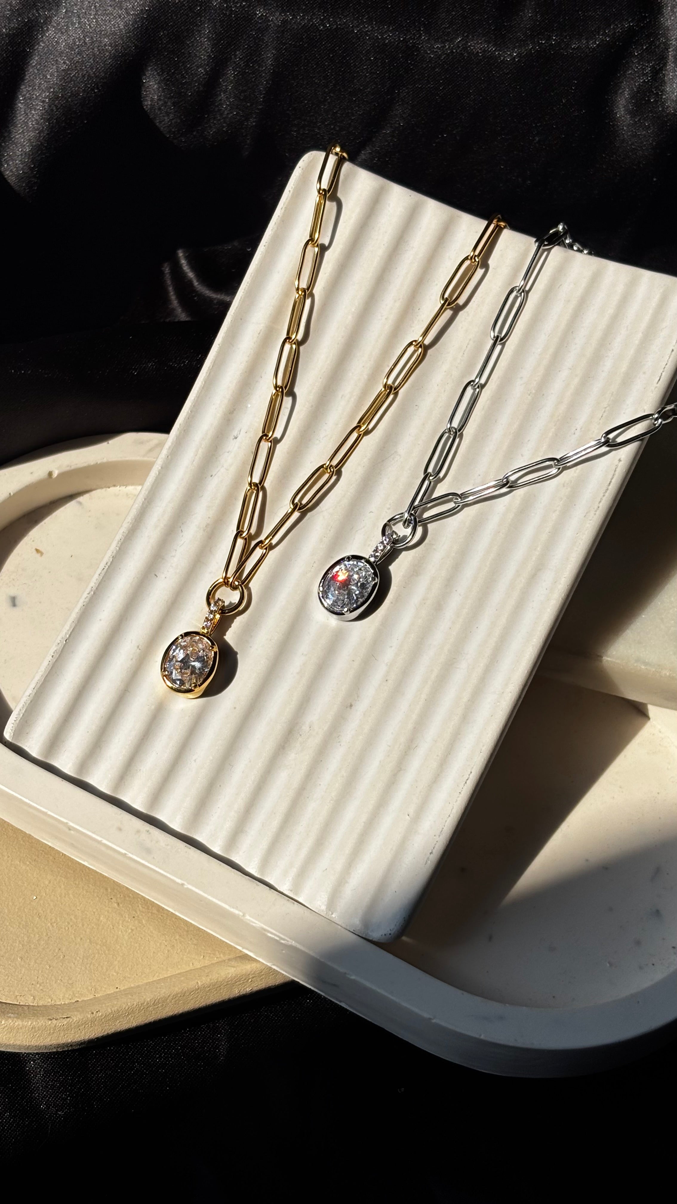 OPIUM| TARNISH-FREE| GOLD/SILVER PAPERCLIP NECKLACE