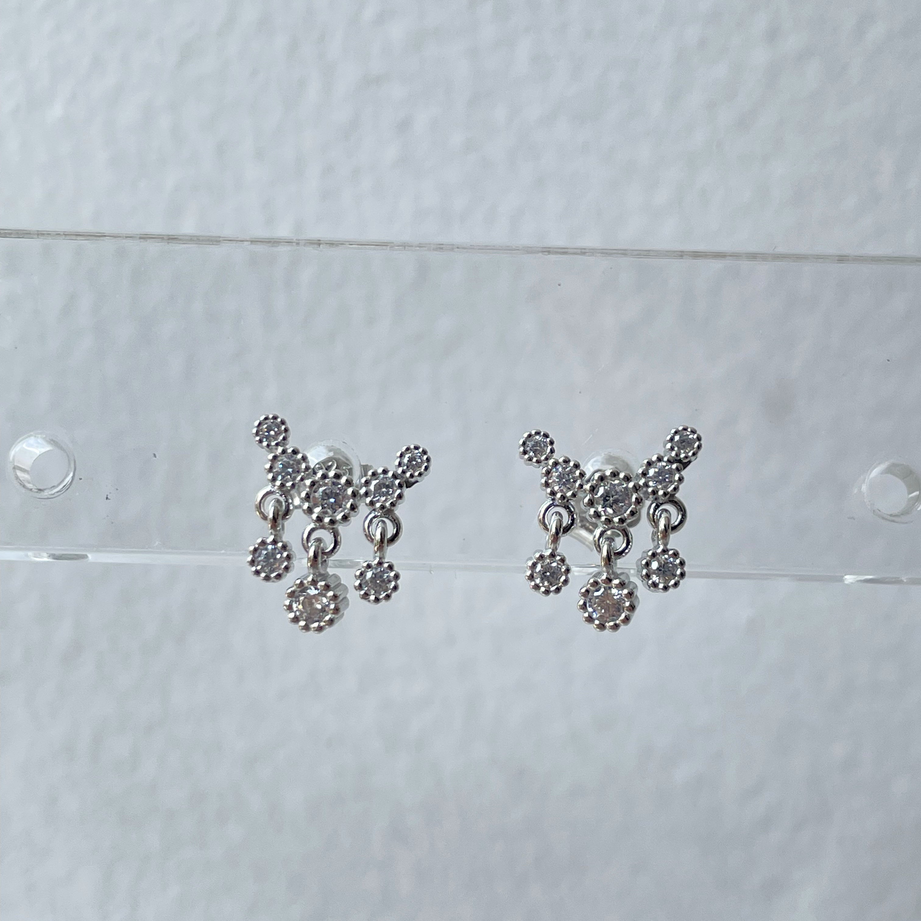 GAIA | S925 Sterling Silver | 18k Gold/Platinum Plated I Cubic Zirconia | Dainty Curve Charm Stud | Earring