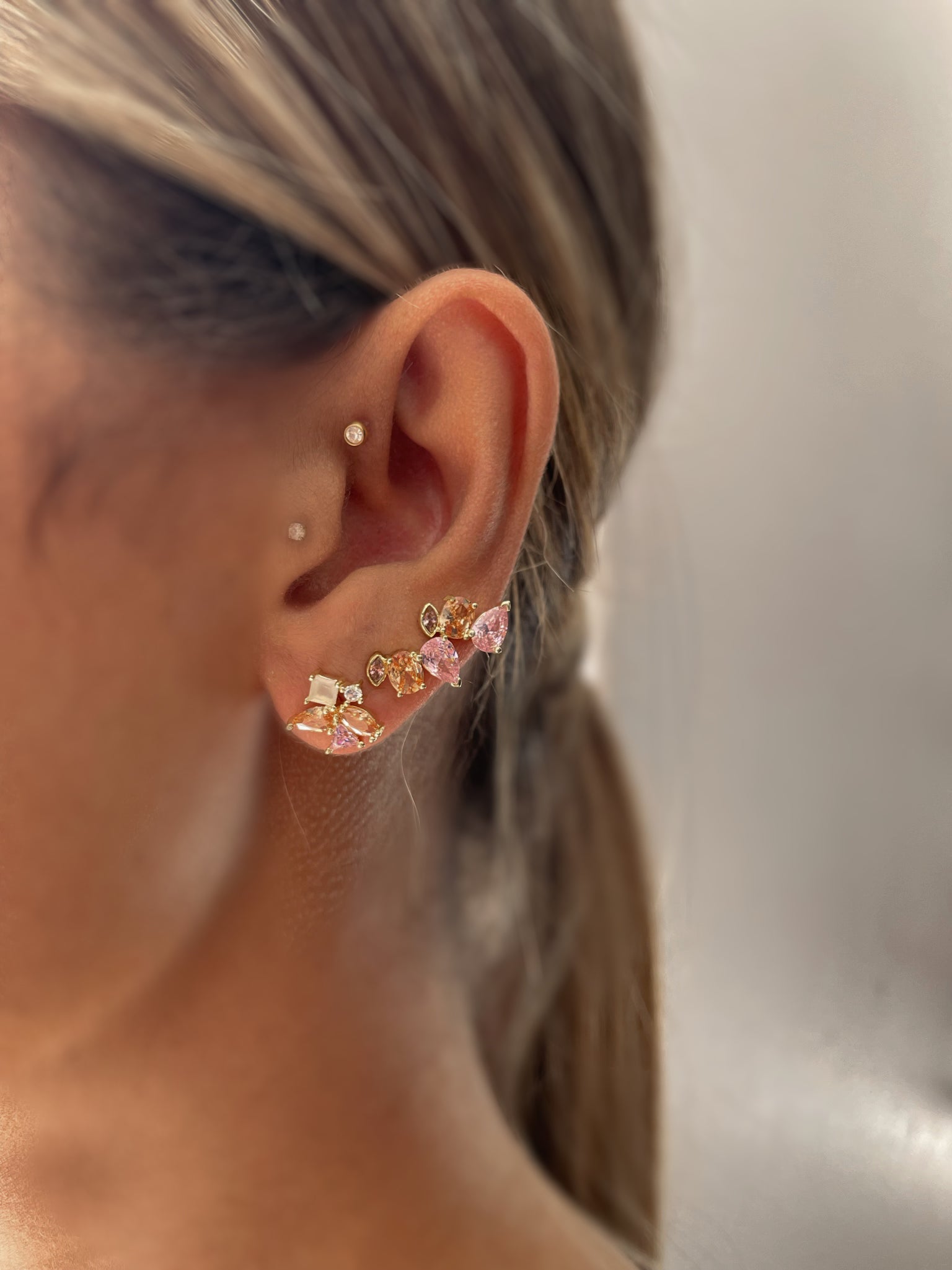 ZAYNA | S925 Sterling Silver Gold Plated I Cubic Zirconia | Warm Toned Linear Stud Earring