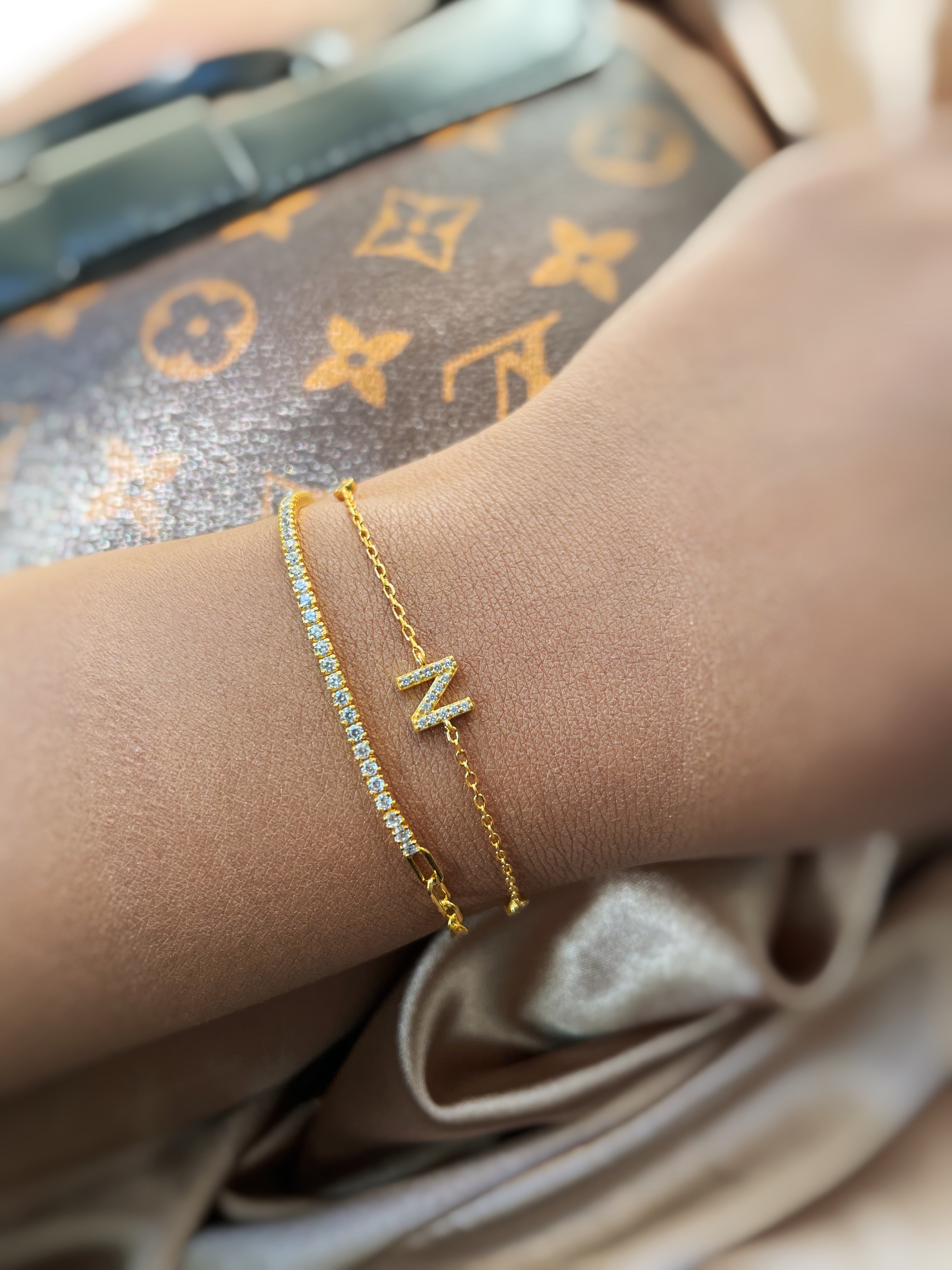 JADORE BRACELET I Initial I S925 Sterling Silver I 18ct gold plated I Cubic Zirconia I Letter Bracelet