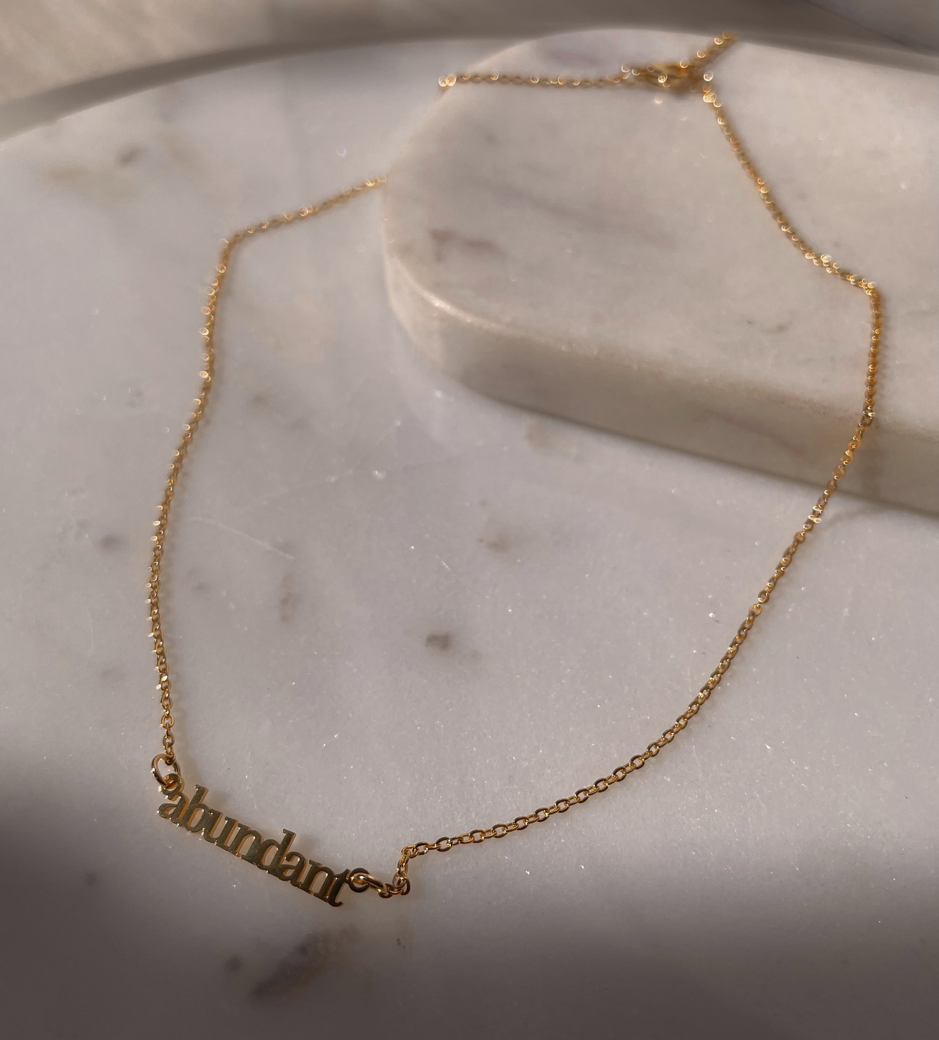 Word Necklaces | Pendant Style | Tarnish Free | 18ct Gold Plated and Stainless Steel | Superwoman/Hustler/Abundant/Beautiful/Bossbabe