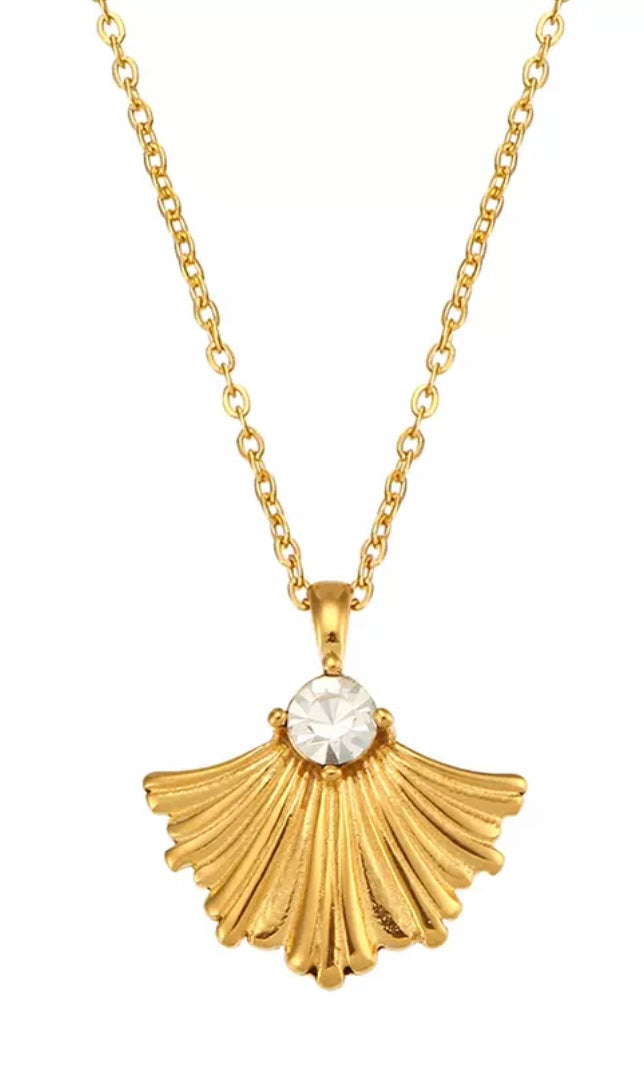 GINGKO FLOWER | Tarnish Free | Gold Cubic Zirconia Shell Pendant | Necklace