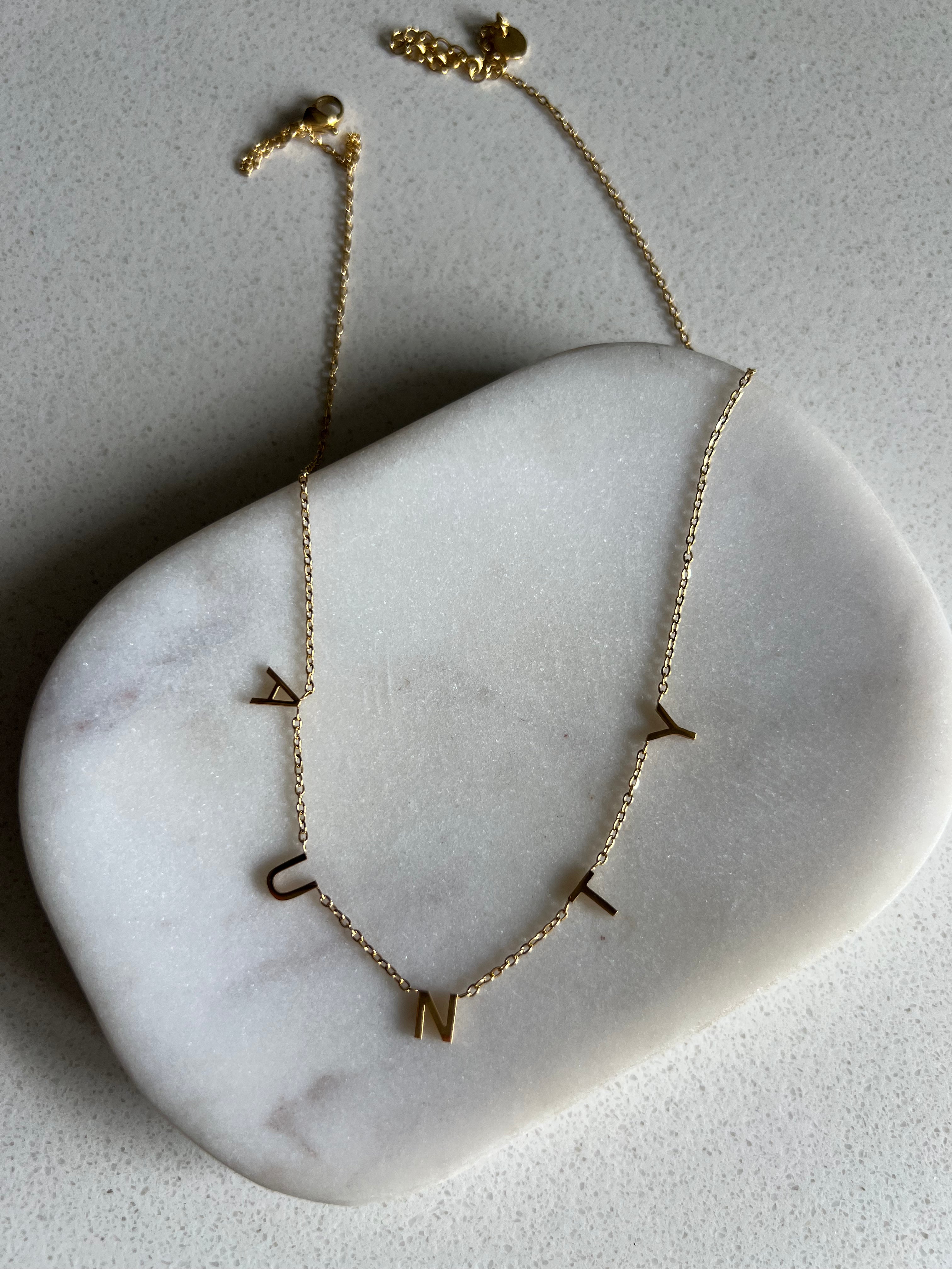 AUNT NECKLACES | 16 Terms | Spaced Out/Pendant Style | Tarnish Free | 18ct Gold Plated and Stainless Steel |