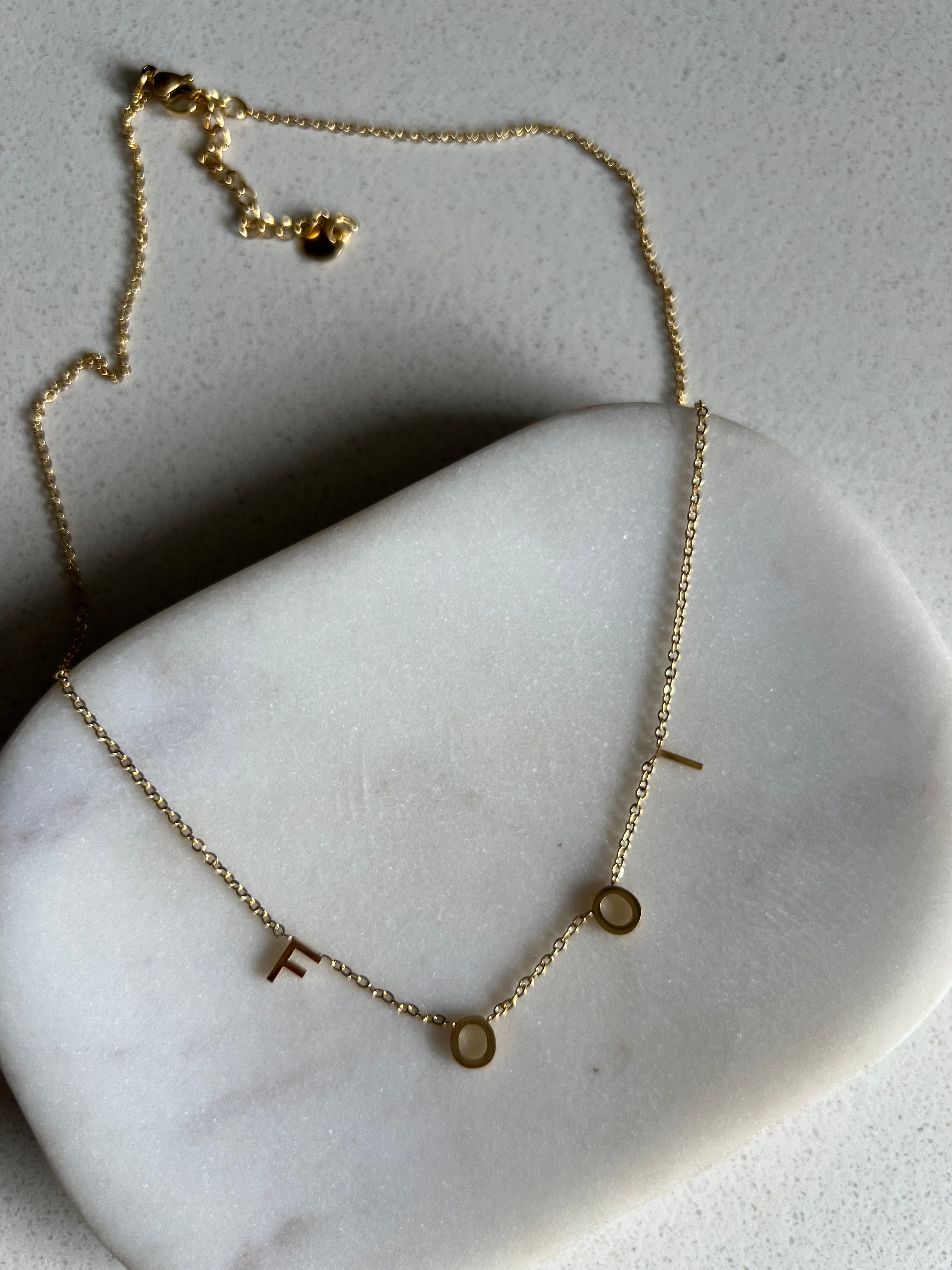 AUNT NECKLACES | 16 Terms | Spaced Out/Pendant Style | Tarnish Free | 18ct Gold Plated and Stainless Steel |