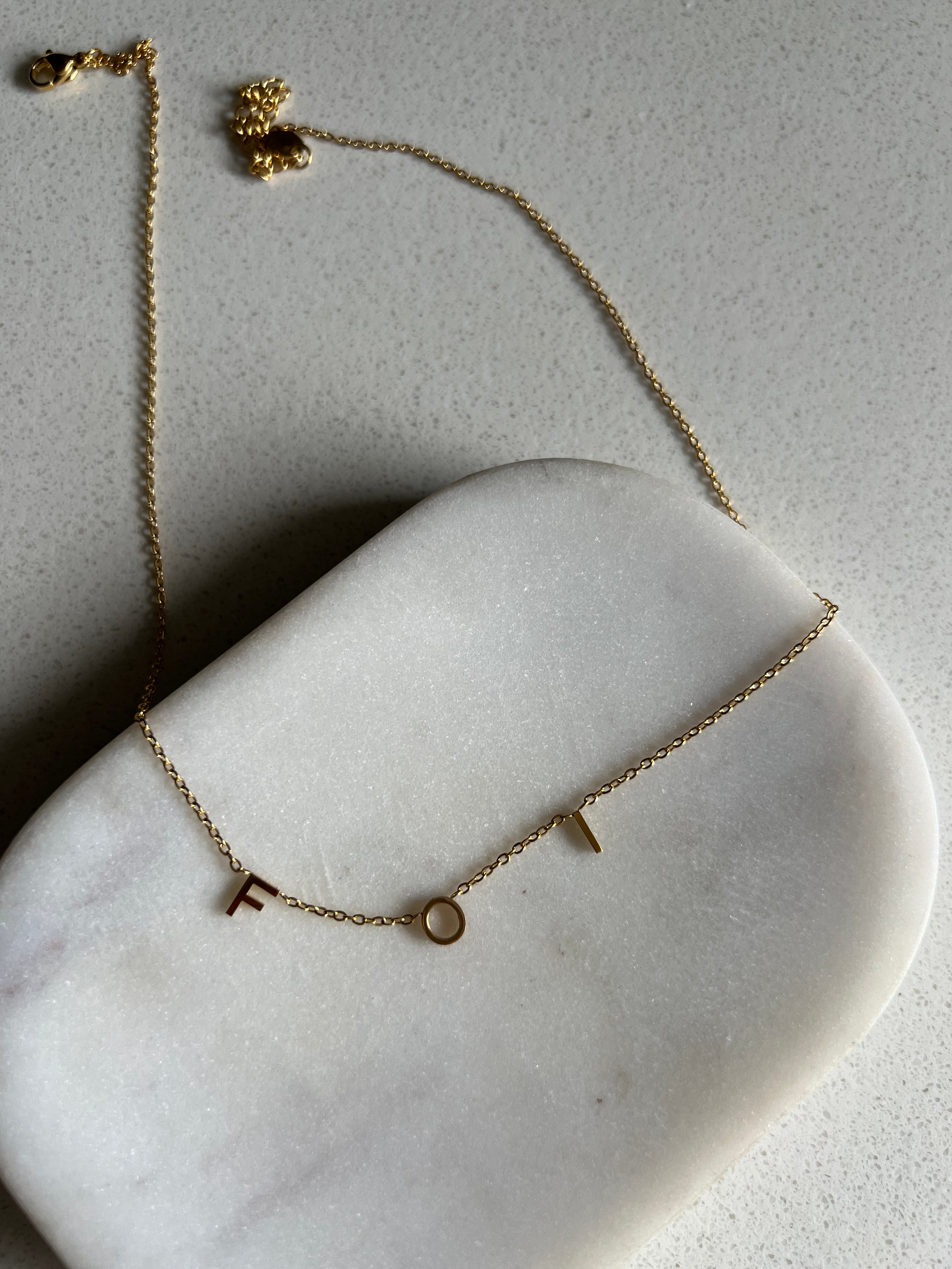 AUNT NECKLACES | 16 Terms | Spaced Out/Pendant Style | Tarnish Free | 18ct Gold Plated and Stainless Steel |