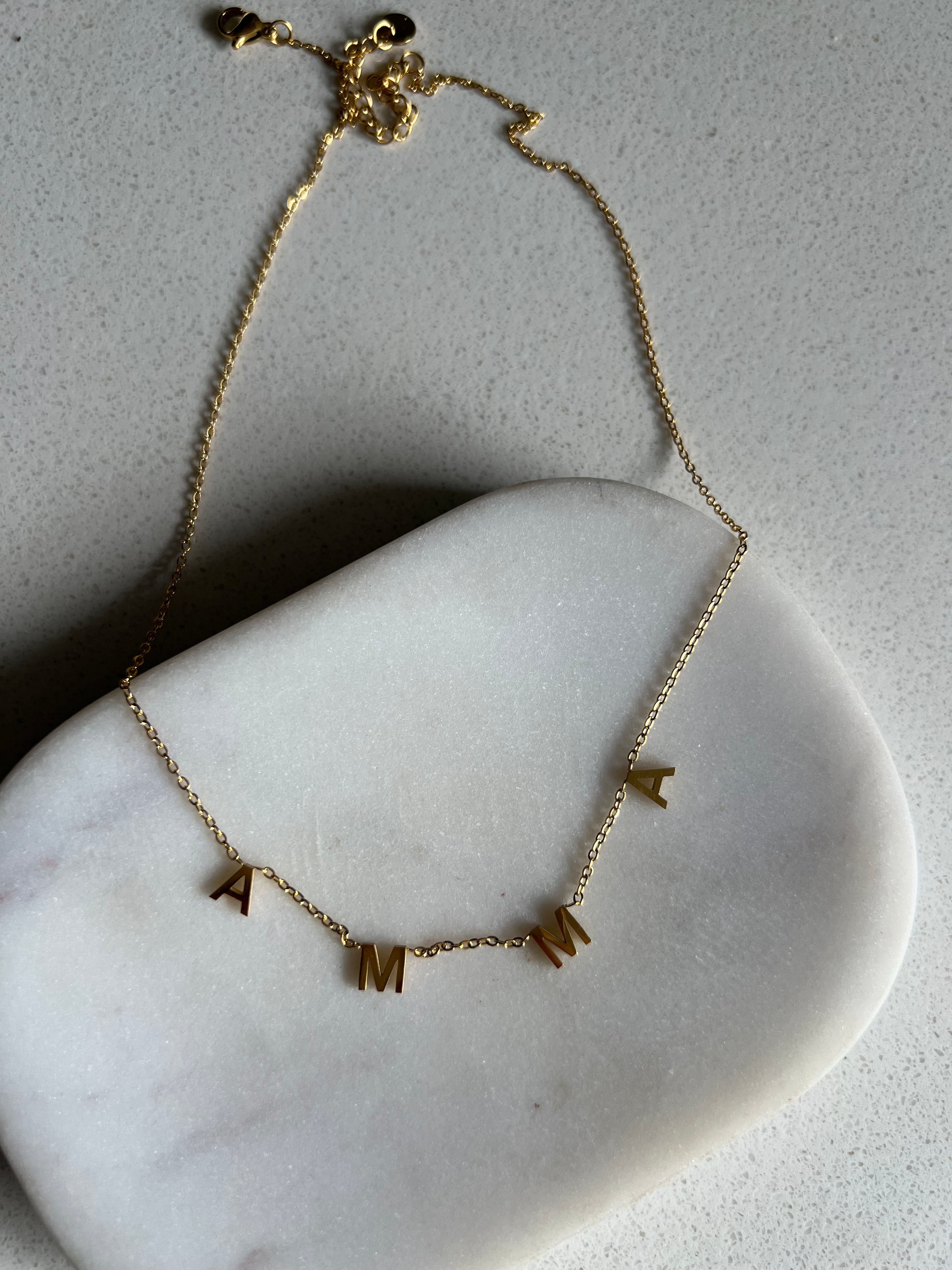 AUNT NECKLACES | 16 Terms | Spaced Out/Pendant Style | Tarnish Free | 18ct Gold Plated and Stainless Steel |