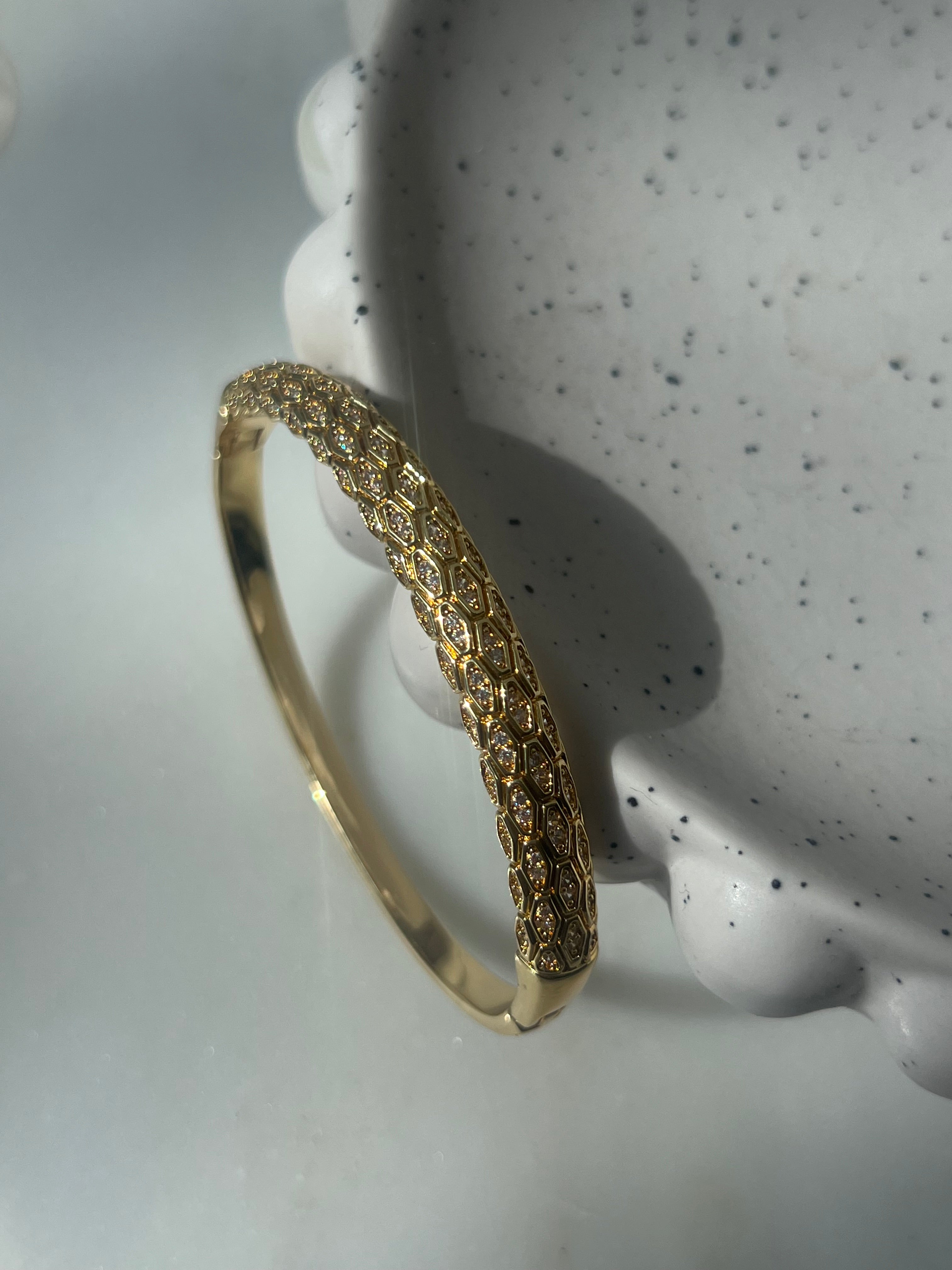 BELLADONNA| Gold/Silver Pavé Bangle