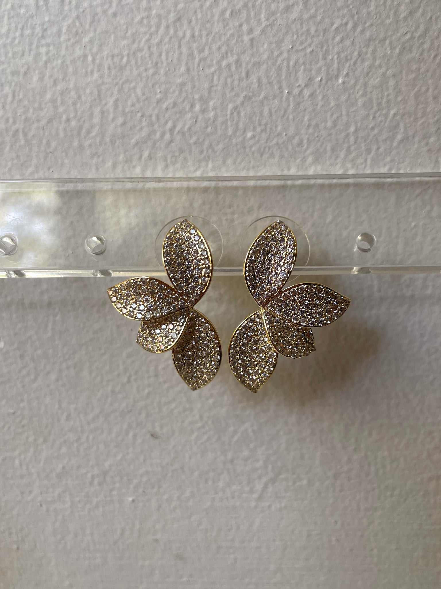 ISABELLA | Jewel Encrusted | Gold/Silver | Flower Halves | Earring