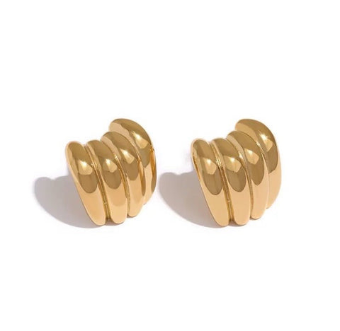 WORTHY | Tarnish Free | Gold/Silver Mini Ridged Curved Stud | Earring