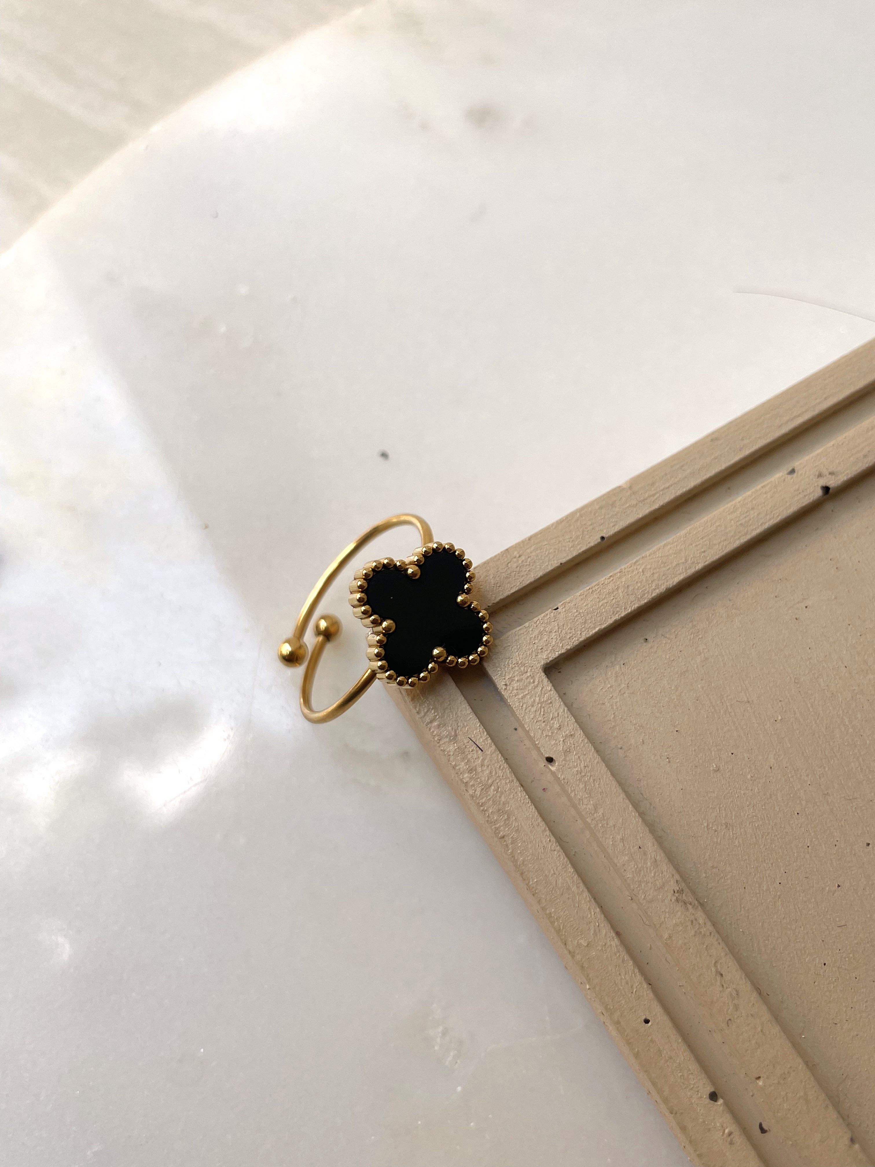 CLOVER RING | Tarnish Free | Gold/Silver Black/White Clover Flower | Ring