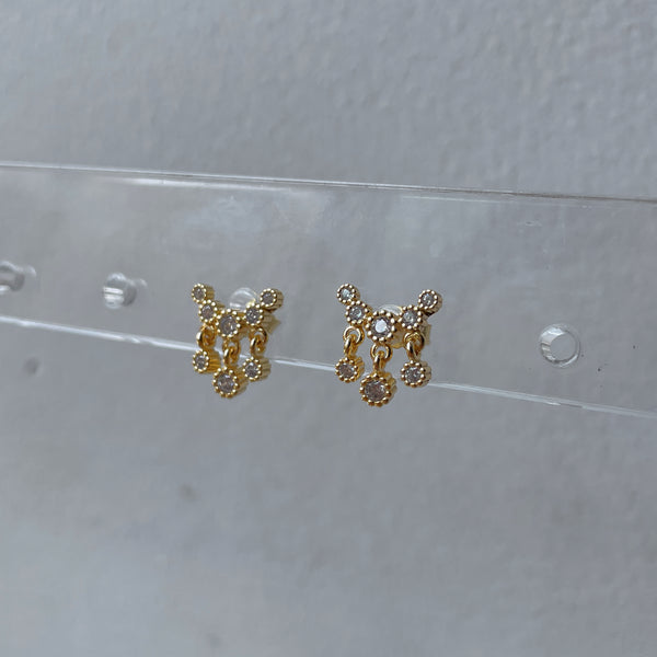 GAIA | S925 Sterling Silver | 18k Gold/Platinum Plated I Cubic Zirconia | Dainty Curve Charm Stud | Earring