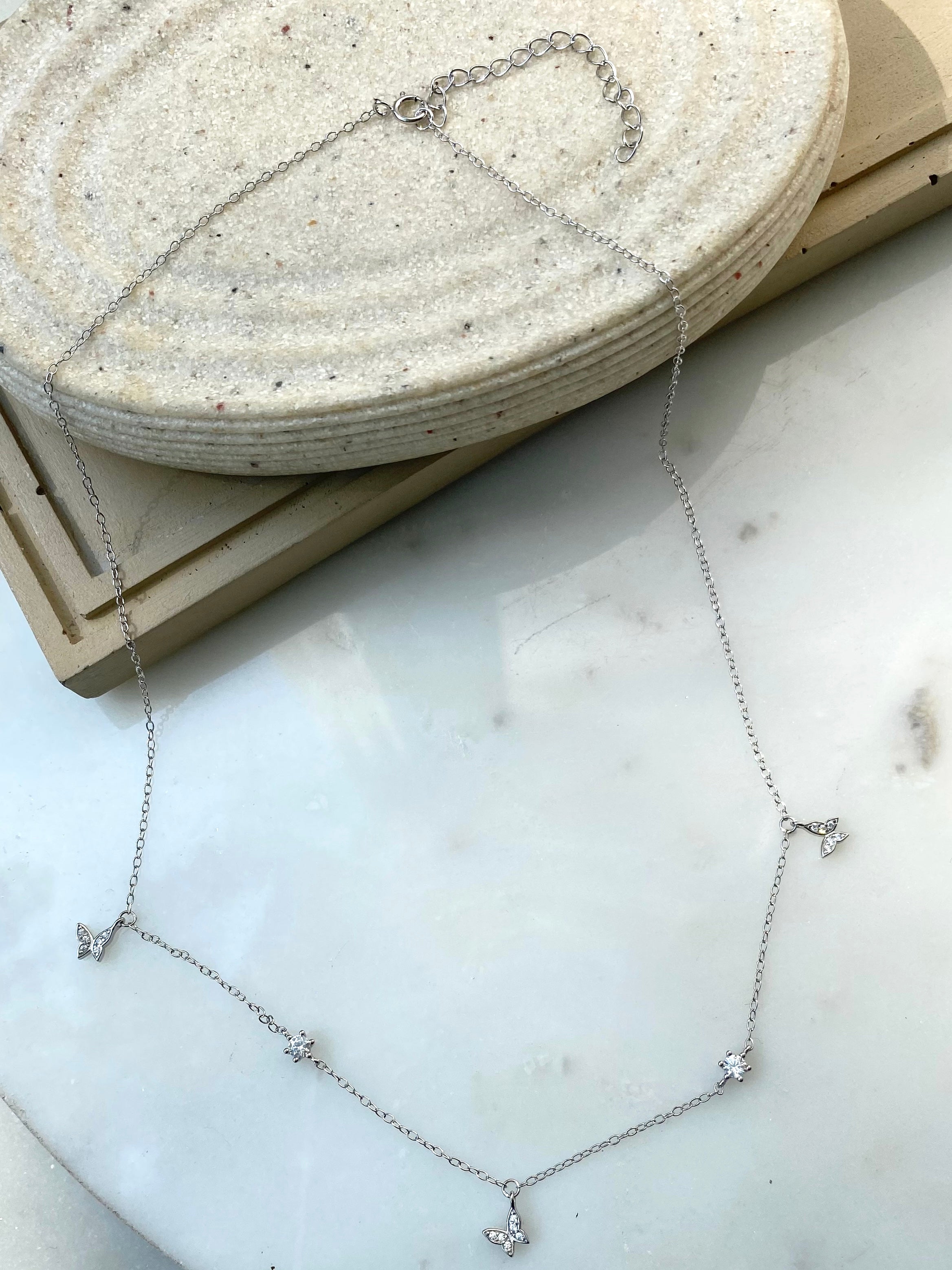 PRETTY BUTTERFLY | S925 Sterling Silver I 18k Gold/Platinum Plated I Cubic Zirconia  Butterfly Necklace
