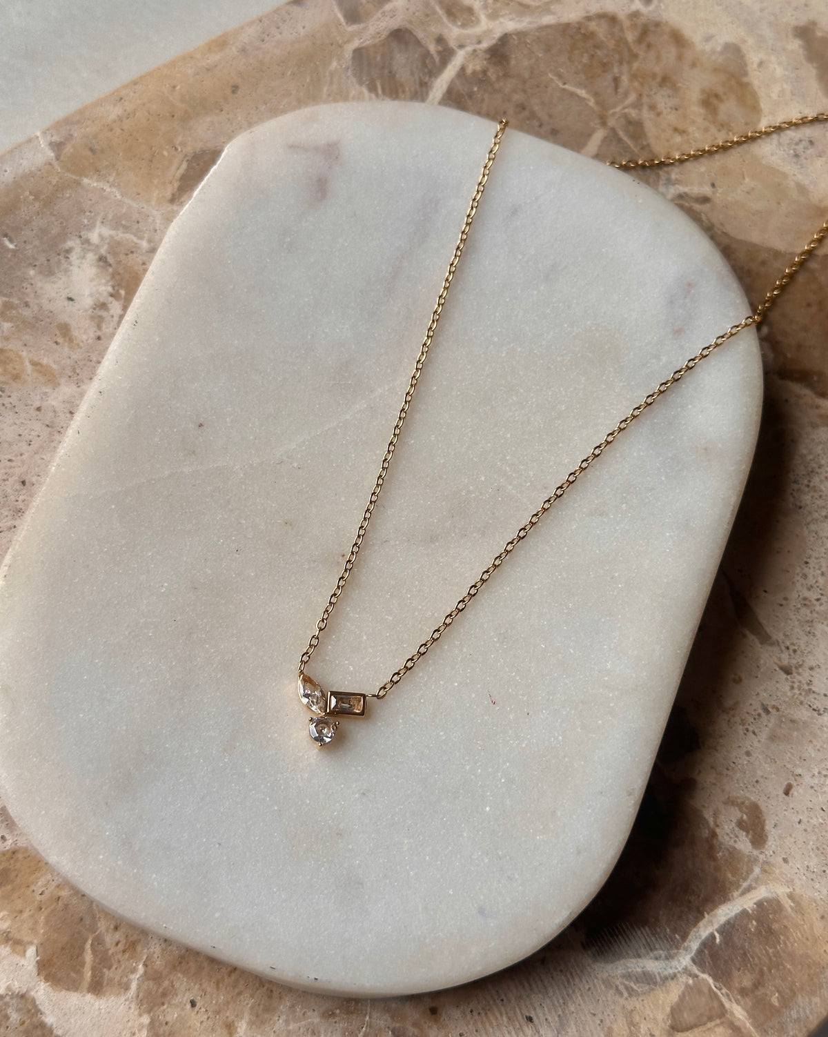 TRIO BELLE| TARNISH-FREE DAINTY NECKLACE