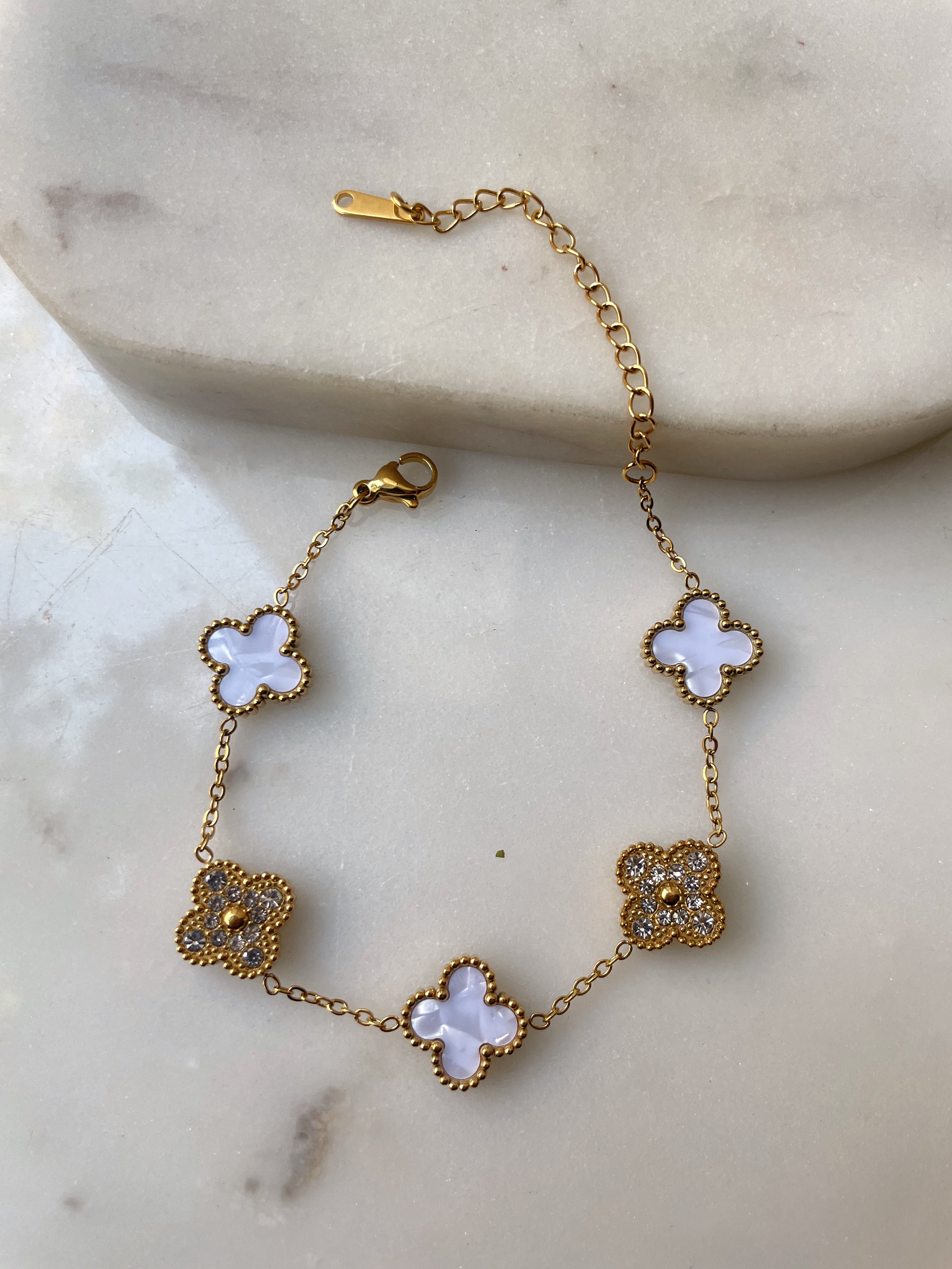 BLING FLOWER COLOUR BRACELET | Tarnish Free | Green/Black/Red/Blue/Plain Encrusted Flower | Bracelet