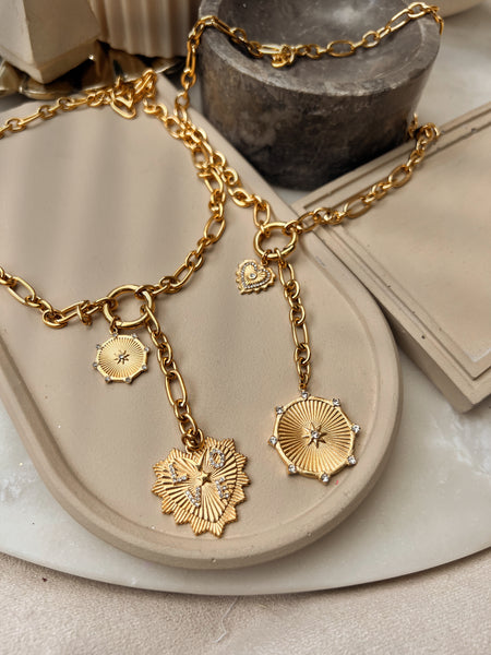 VINTAGE HEART I Tarnish Free | Necklace