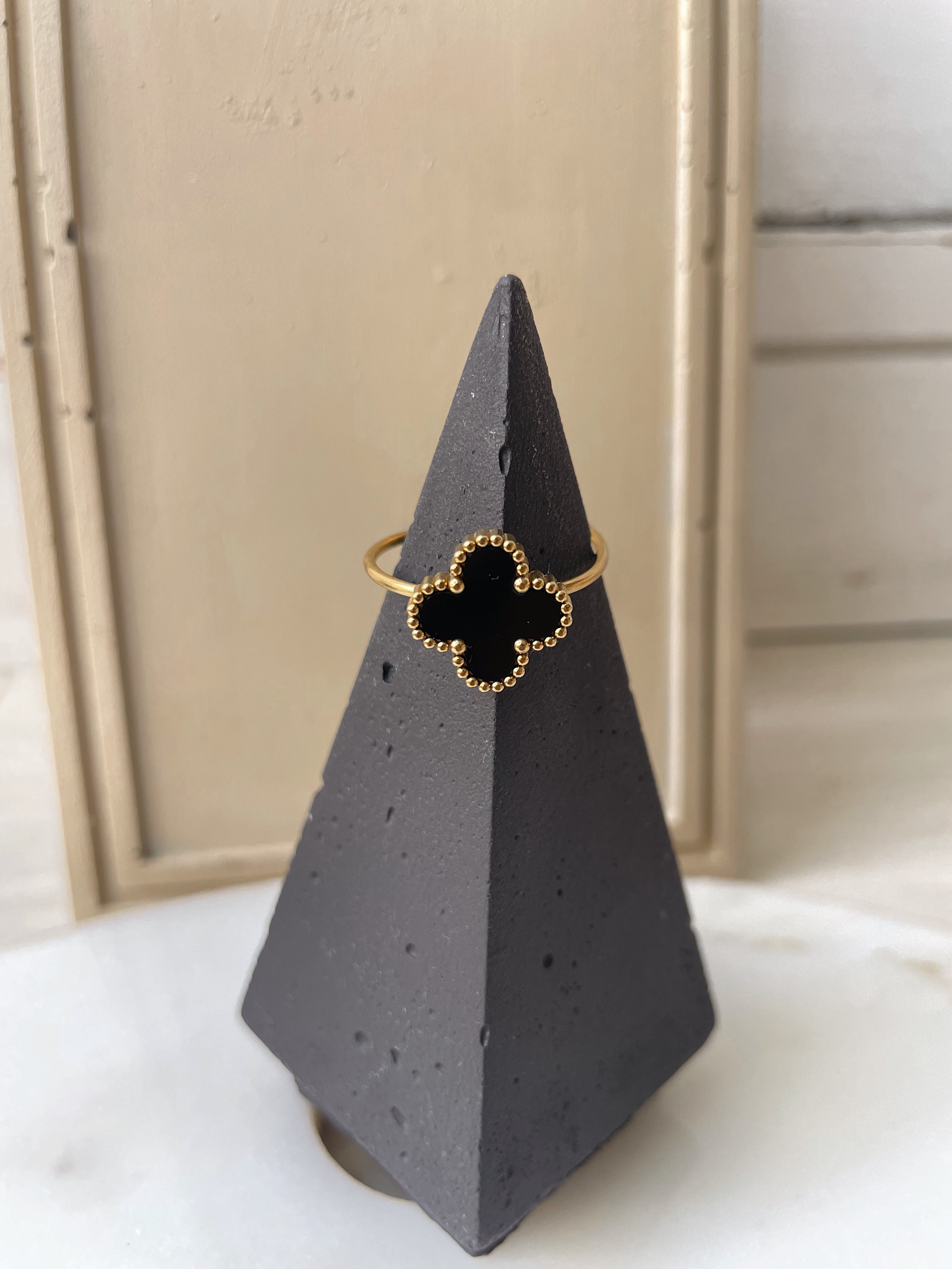 CLOVER RING | Tarnish Free | Gold/Silver Black/White Clover Flower | Ring