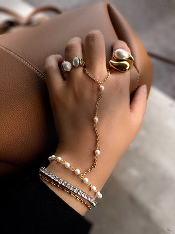 OMAN | Pearl Hand Chain | Tarnish Free