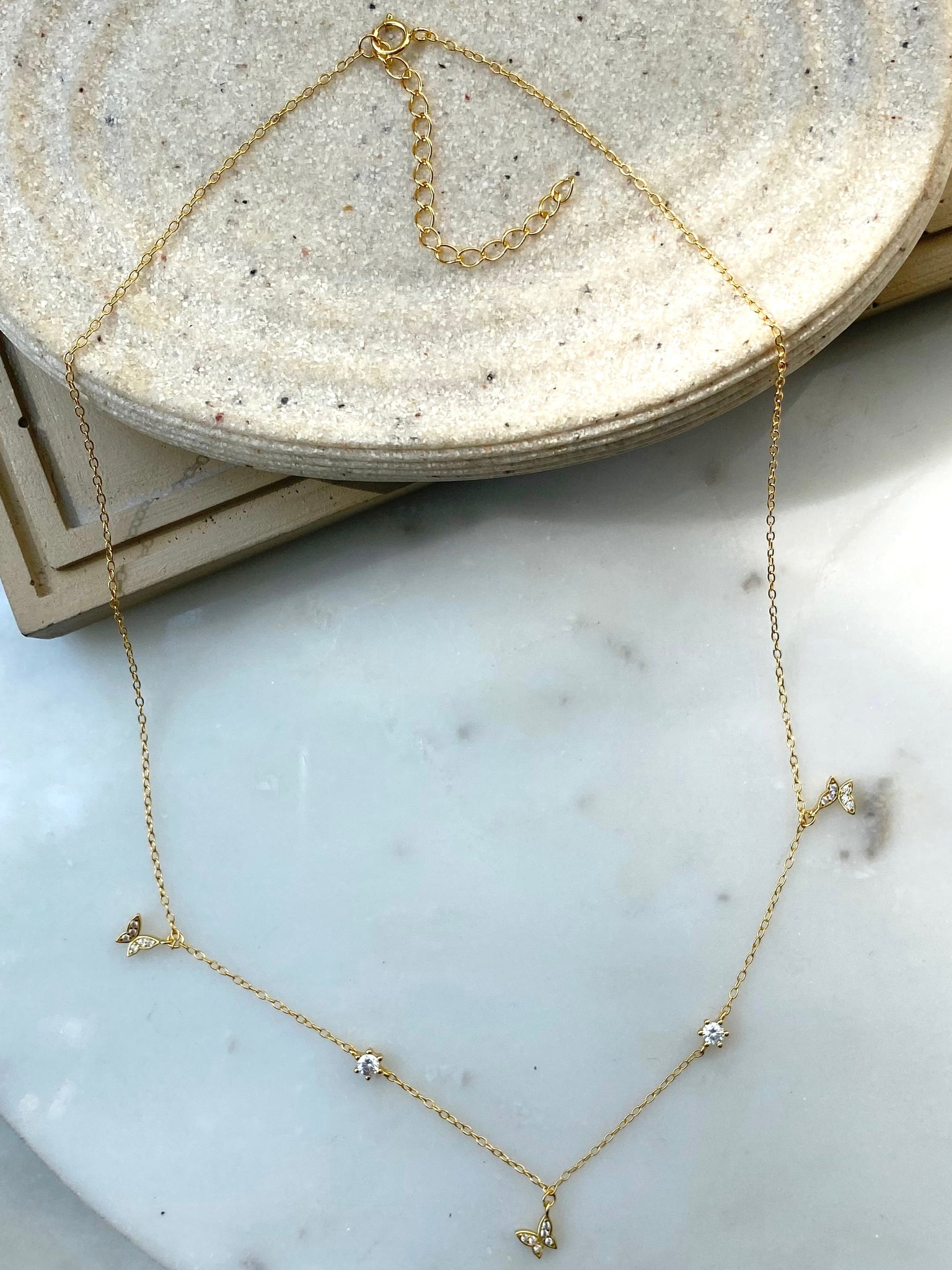 PRETTY BUTTERFLY | S925 Sterling Silver I 18k Gold/Platinum Plated I Cubic Zirconia  Butterfly Necklace