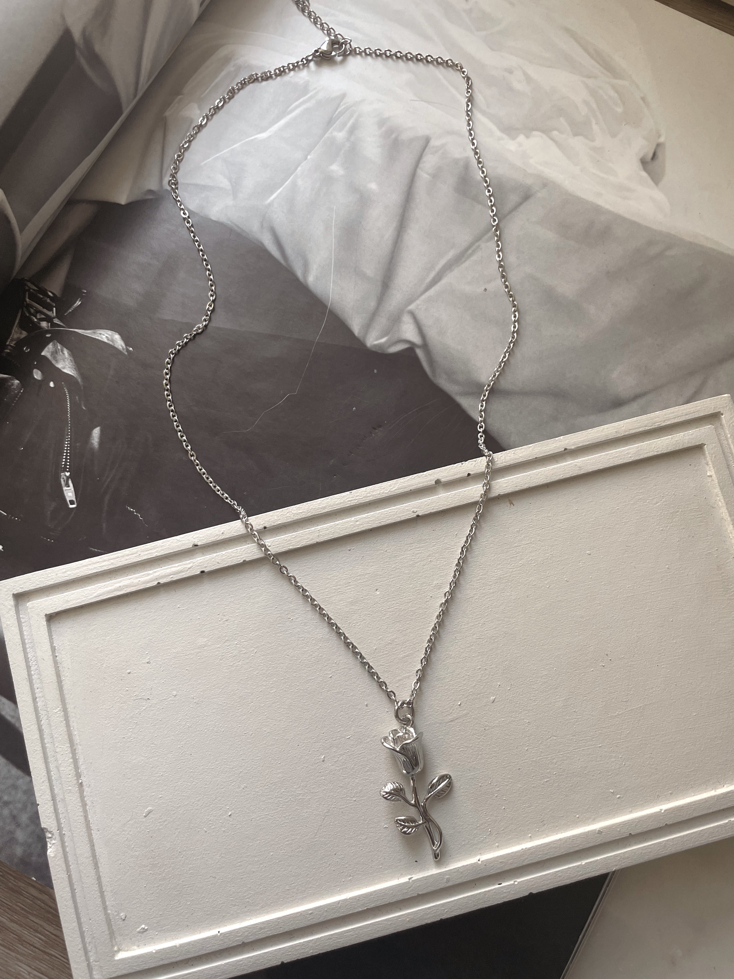 YVES | ZibaMan | Gold/Silver Rose Pendant Necklace | Tarnish-Free