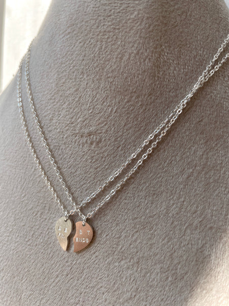 BEST FRIENDS | Tarnish Free | Gold/Silver/Rose-Gold | Set of two half heart | Word Necklace