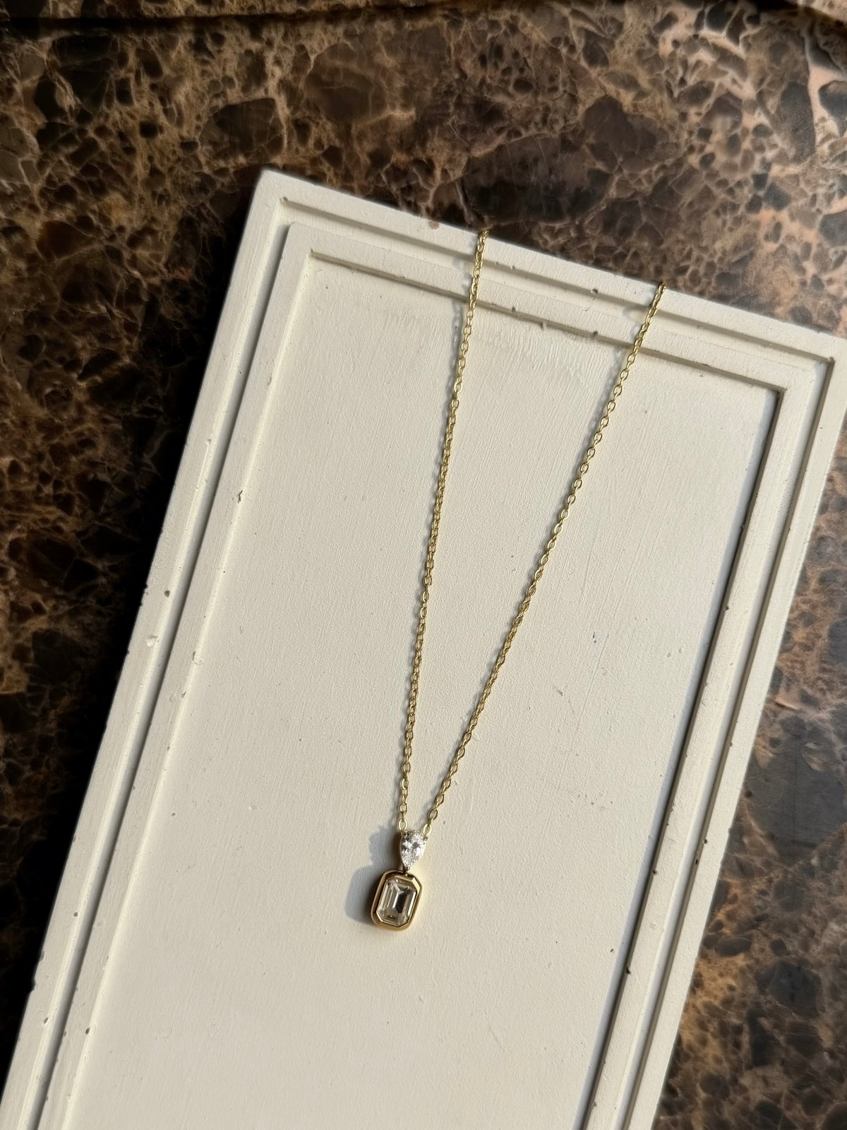HIGH SOCIETY| TARNISH-FREE| DAINTY NECKLACE