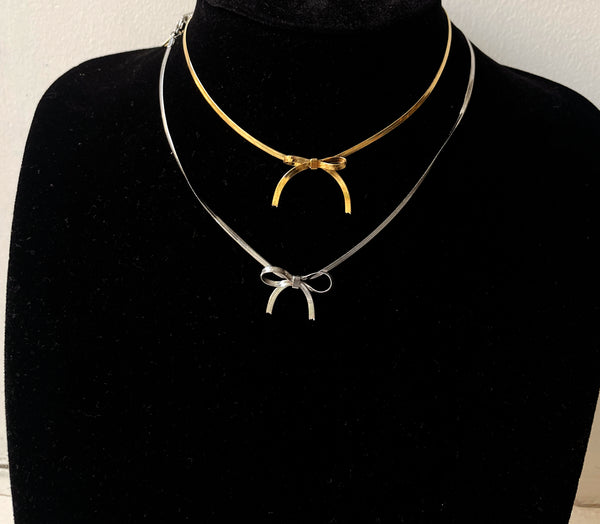 IT GIRL | Tarnish Free | Gold/Silver Mini Bow | Choker Necklace