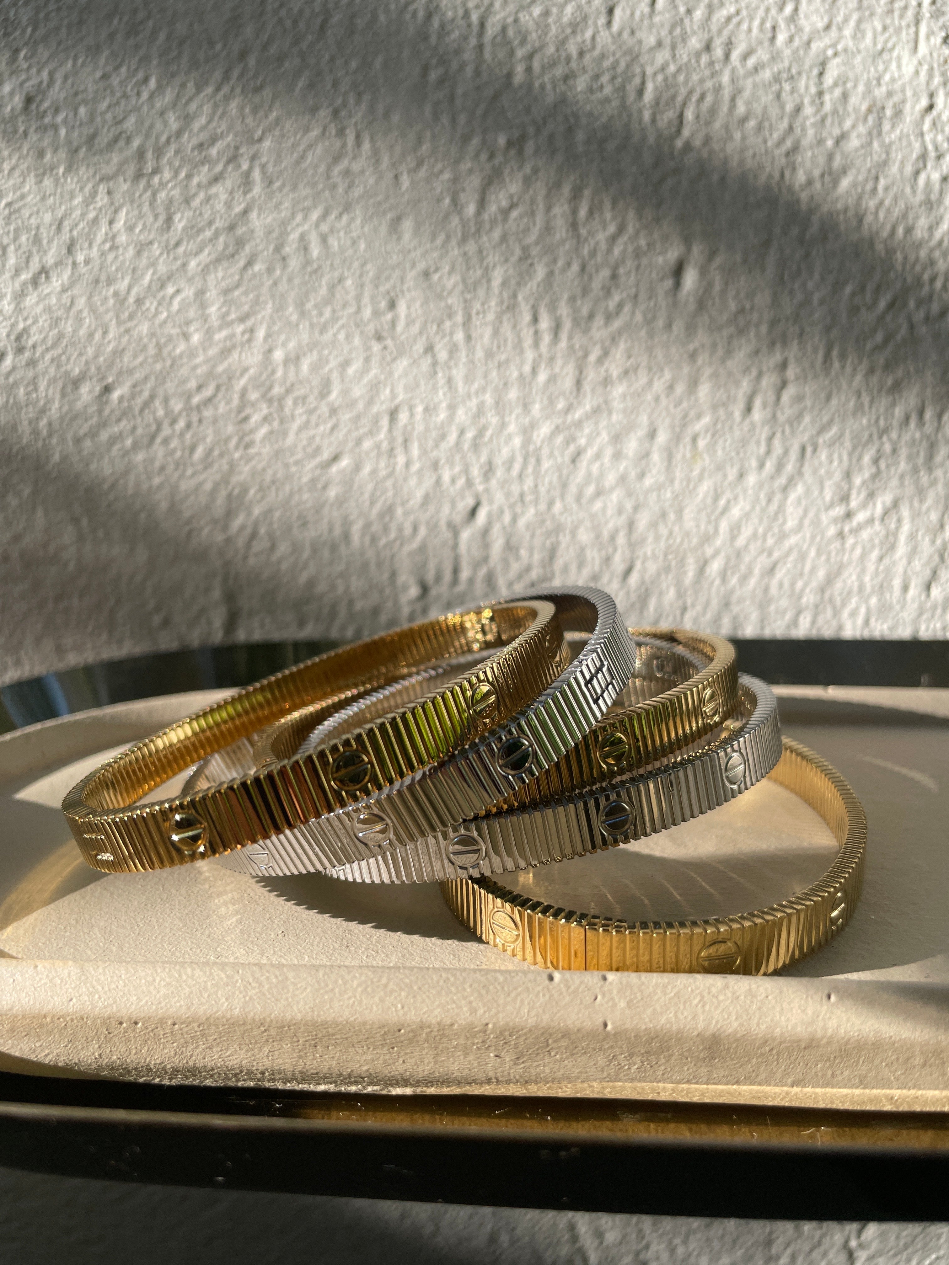 IT’S LUXE BRACELET| Tarnish-Free Gold/Silver Bracelet (1 piece)