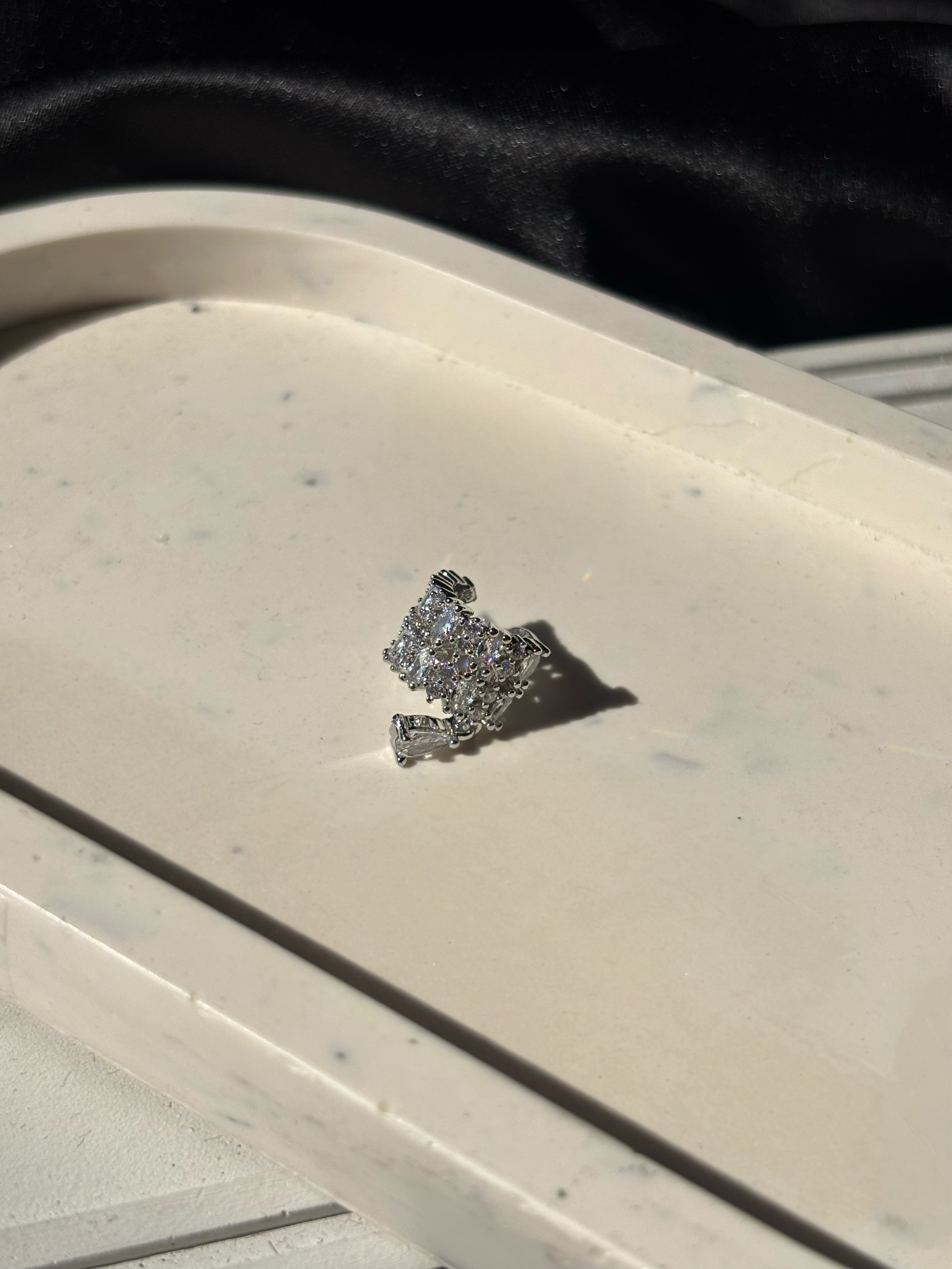 AVANI| SILVER EAR CUFF| TARNISH-FREE|SINGLE PIECE