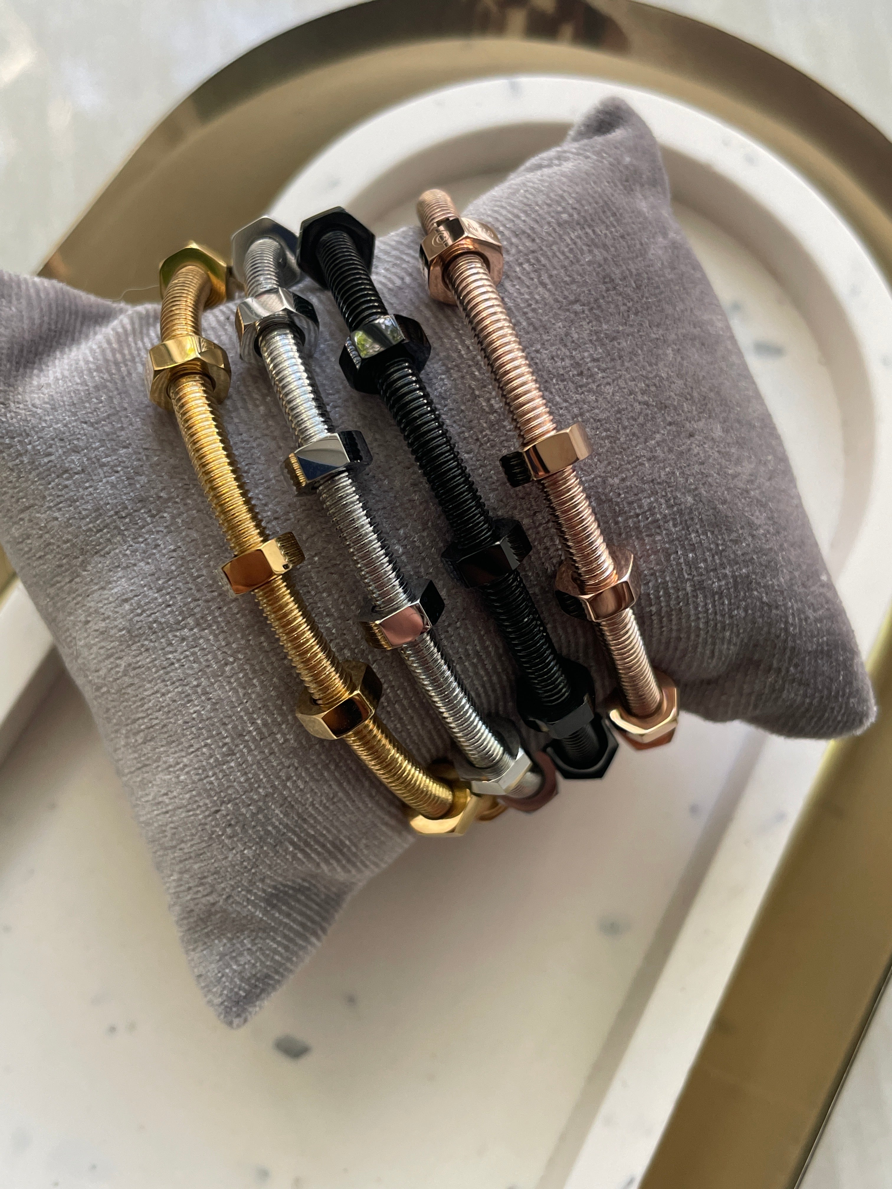 Latched| Gold/Silver/Rose-Gold/Black Screw Bangle