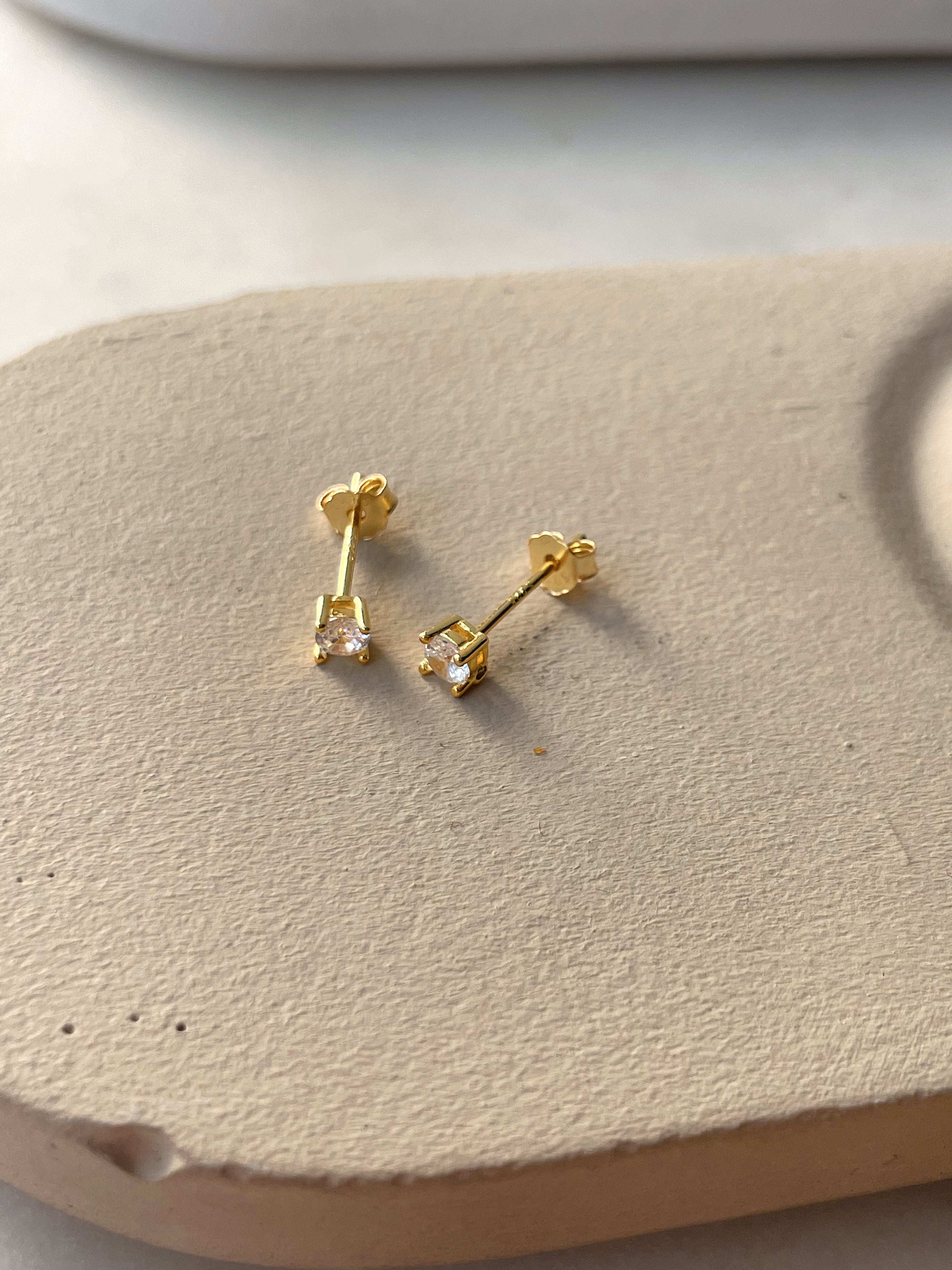 CLASSIC STUDS | S925 Sterling Silver | 18ct Gold Plated | Cubic Zirconia |  Stud Earring