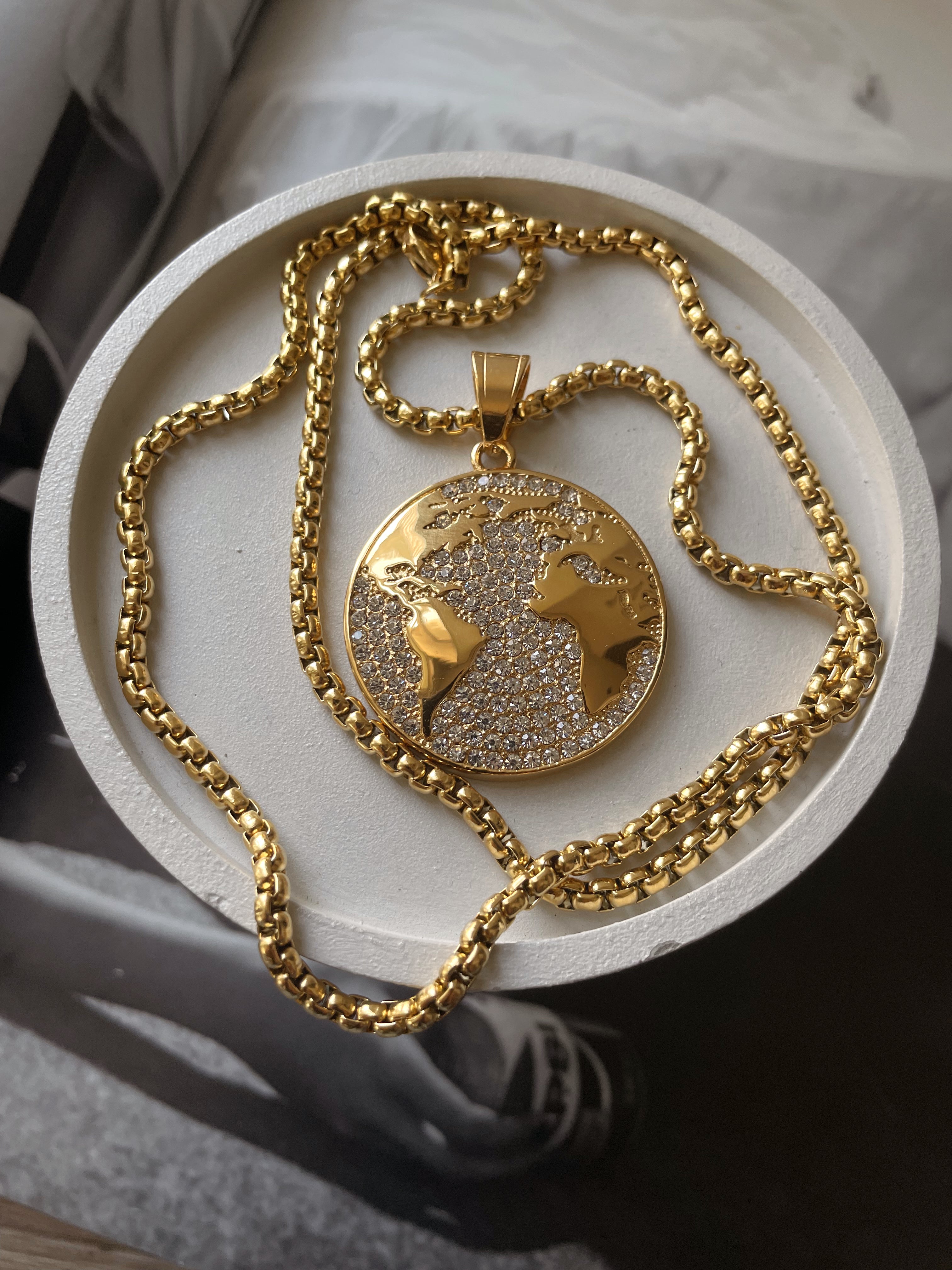 MR WORLDWIDE | ZibaMan | Gold and Cubic Zirconia Map Pendant Box-Link Necklace | Tarnish-Free