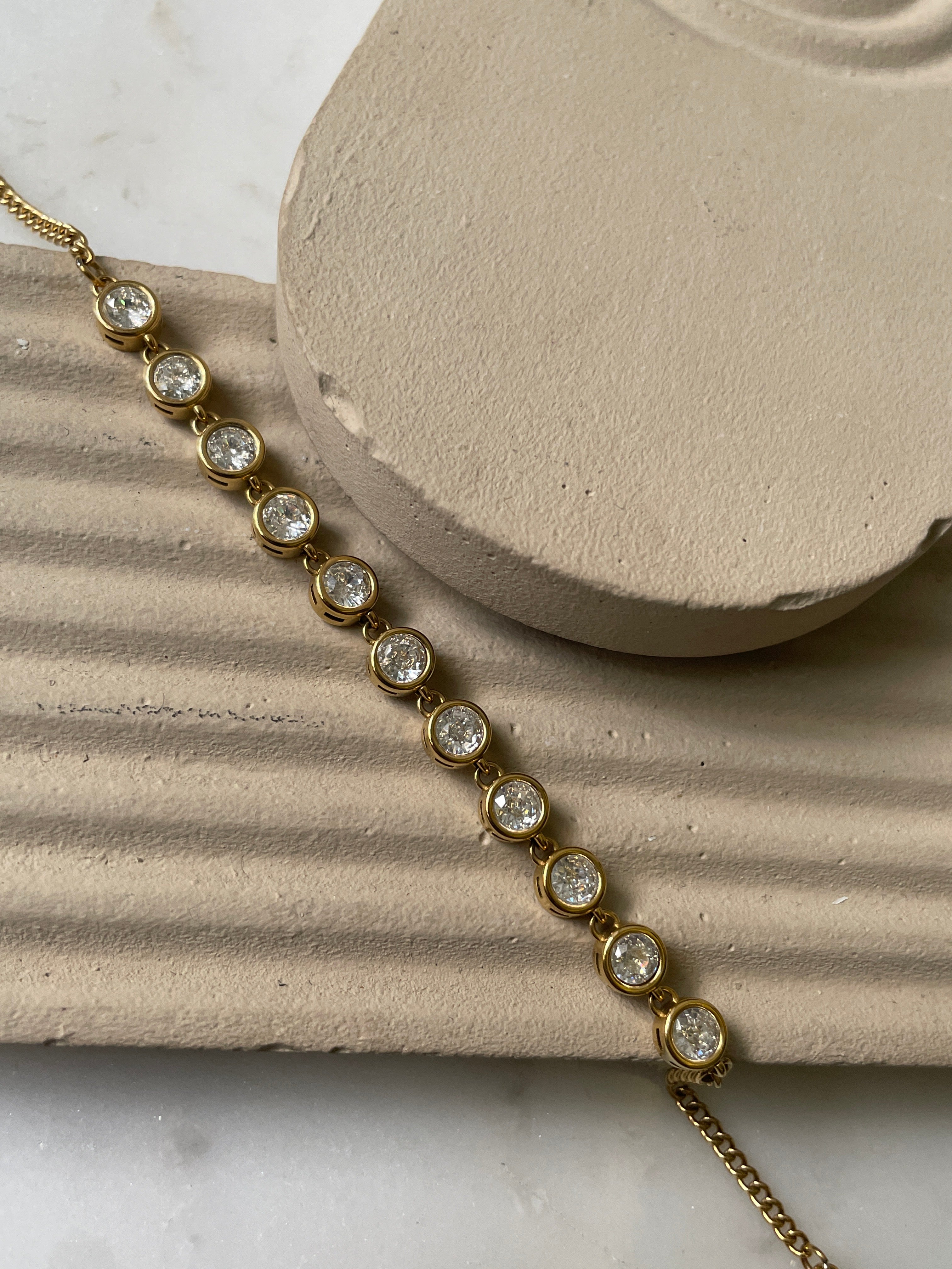 ETERNITY| Tarnish-Free| Circular Jewelled Bracelet