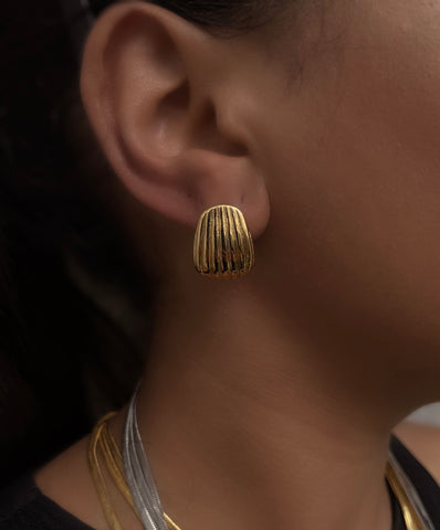 HOPEFUL | Tarnish Free | Ridged Shell Flat Stud | Gold/Silver | Earrings