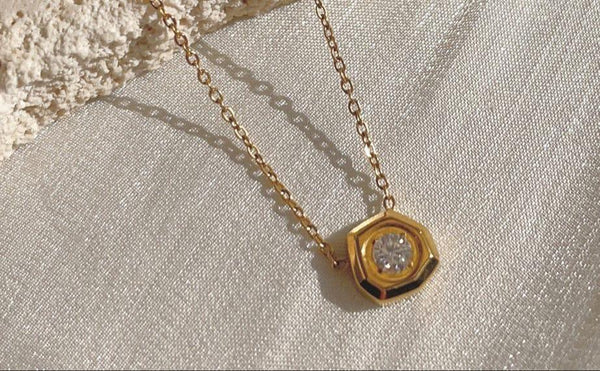 PETUNIA | Gold Minimal Pendant Necklace