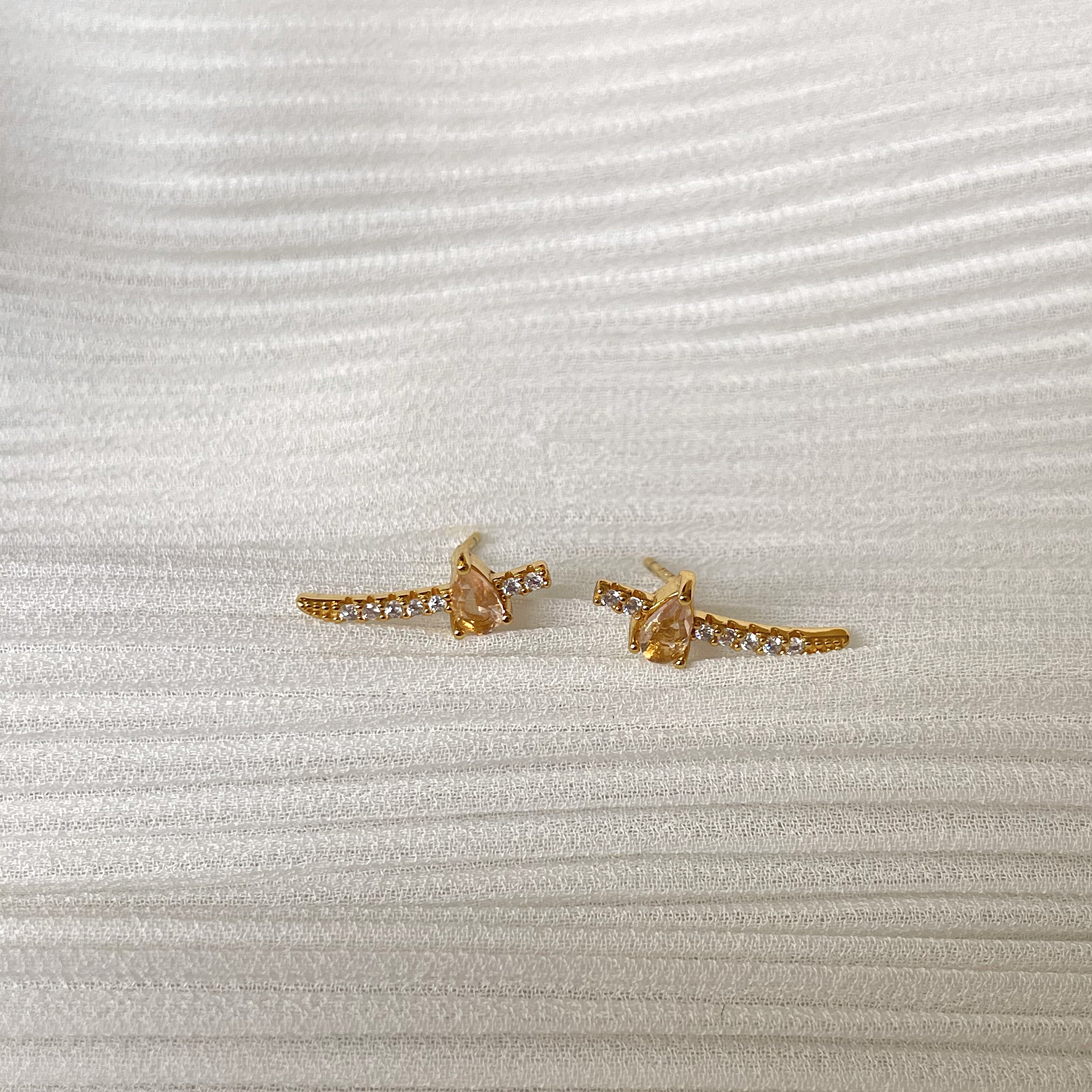 RENATA | S925 Sterling Silver | 18k Gold Plated I Nude Cubic Zirconia | Teardrop Linear Stud | Earring
